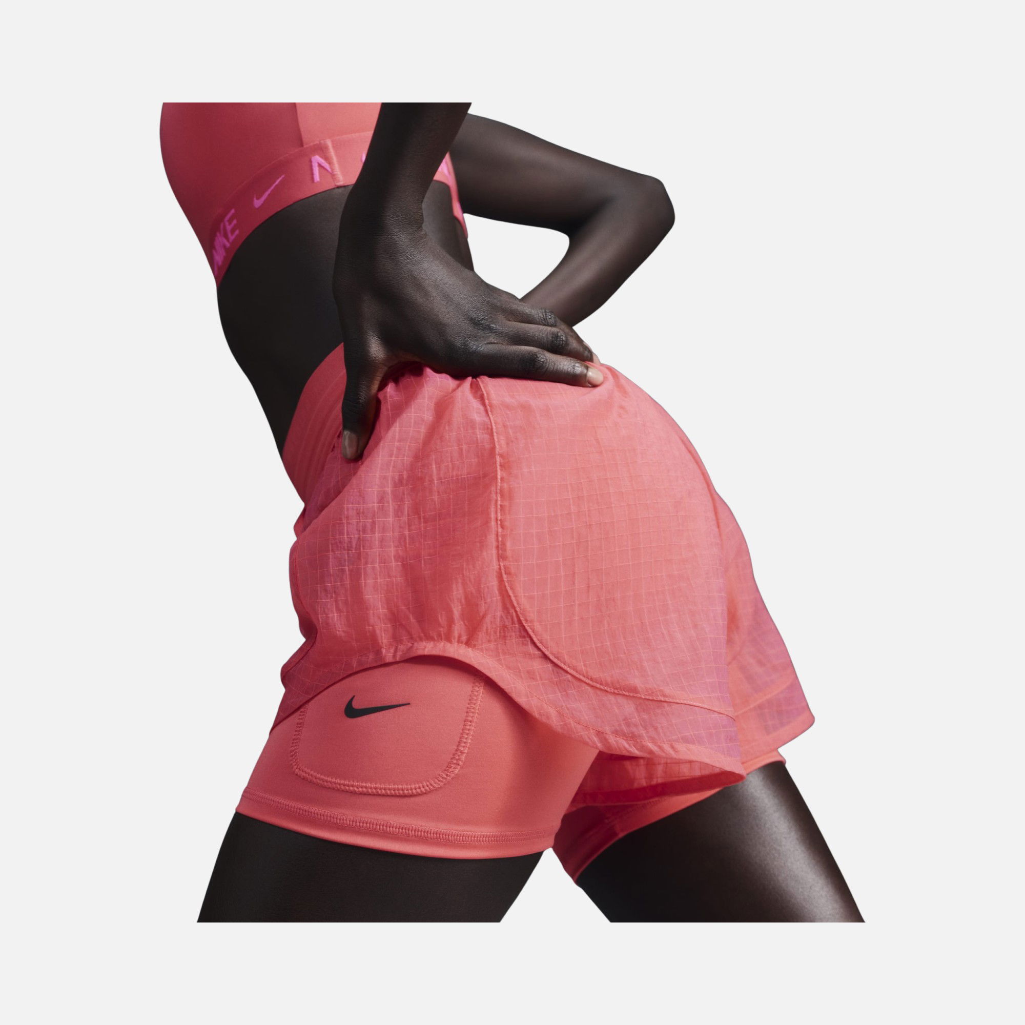 Nike Dri-Fit Run Division Mid-Rise 7.5cm (approx.) 2-in-1 Running Kadın Şort