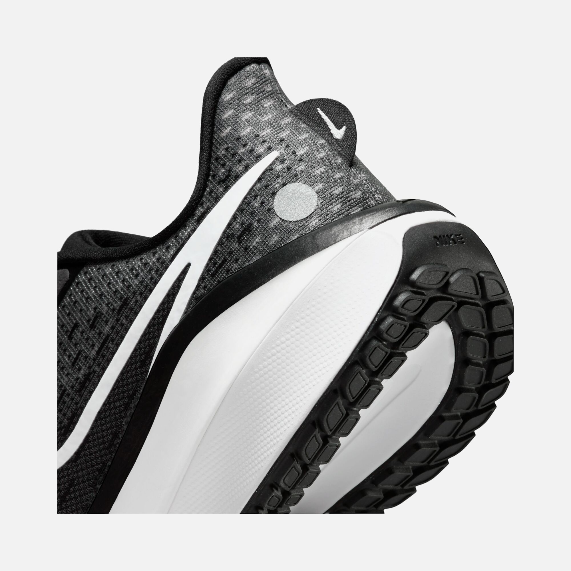 Nike Vomero 17 Road Running Kadın Spor Ayakkabı