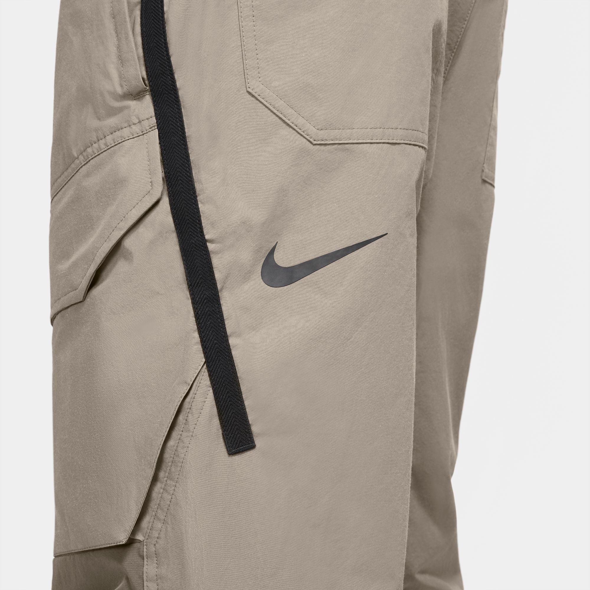 Nike Sportswear Tech Pack Woven Trousers Erkek Eşofman Altı