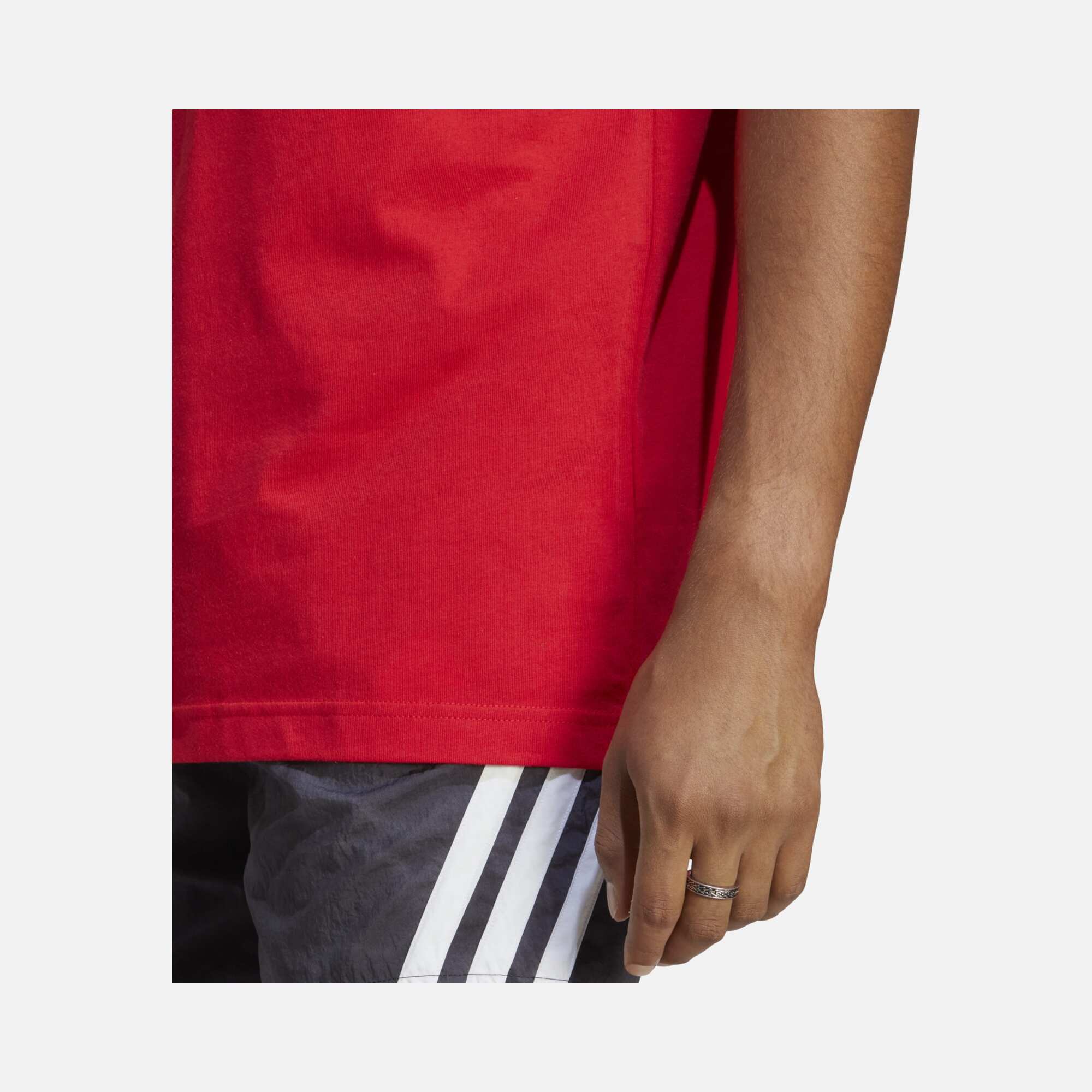 adidas Essentials Single Jersey 3-Stripes Short-Sleeve Erkek Tişört