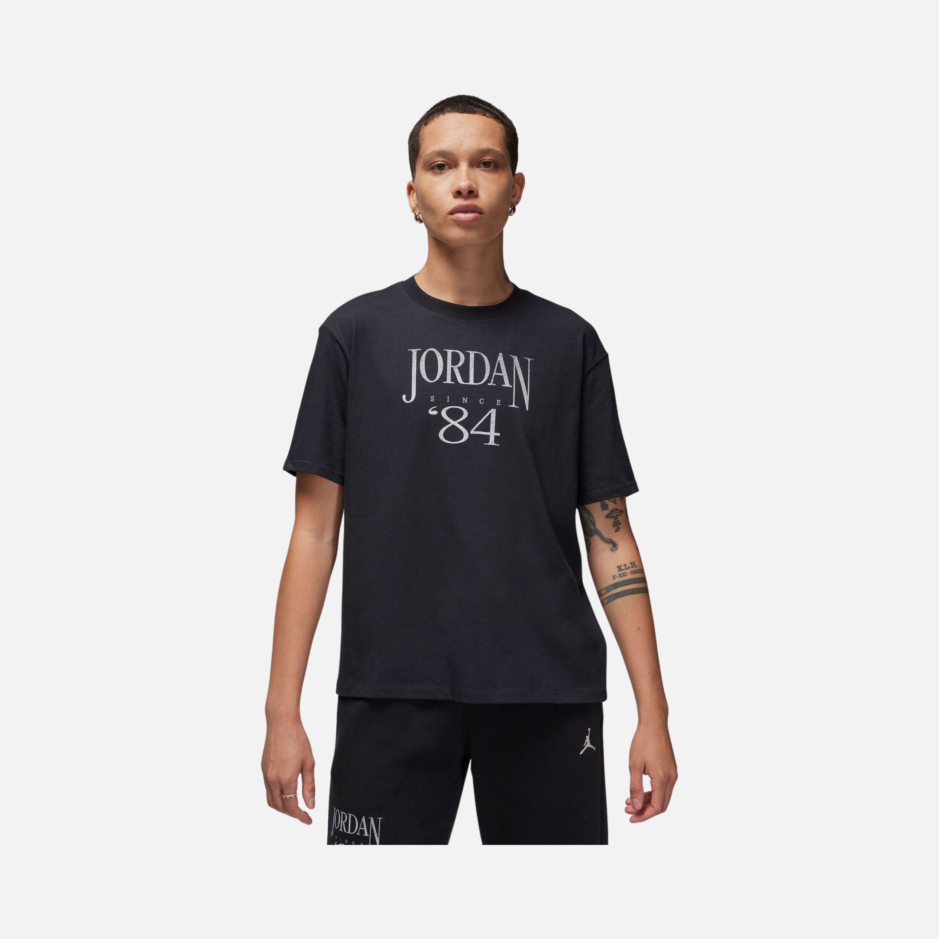 Nike Jordan Flight Heritage '84 Graphic Short-Sleeve Kadın Tişört