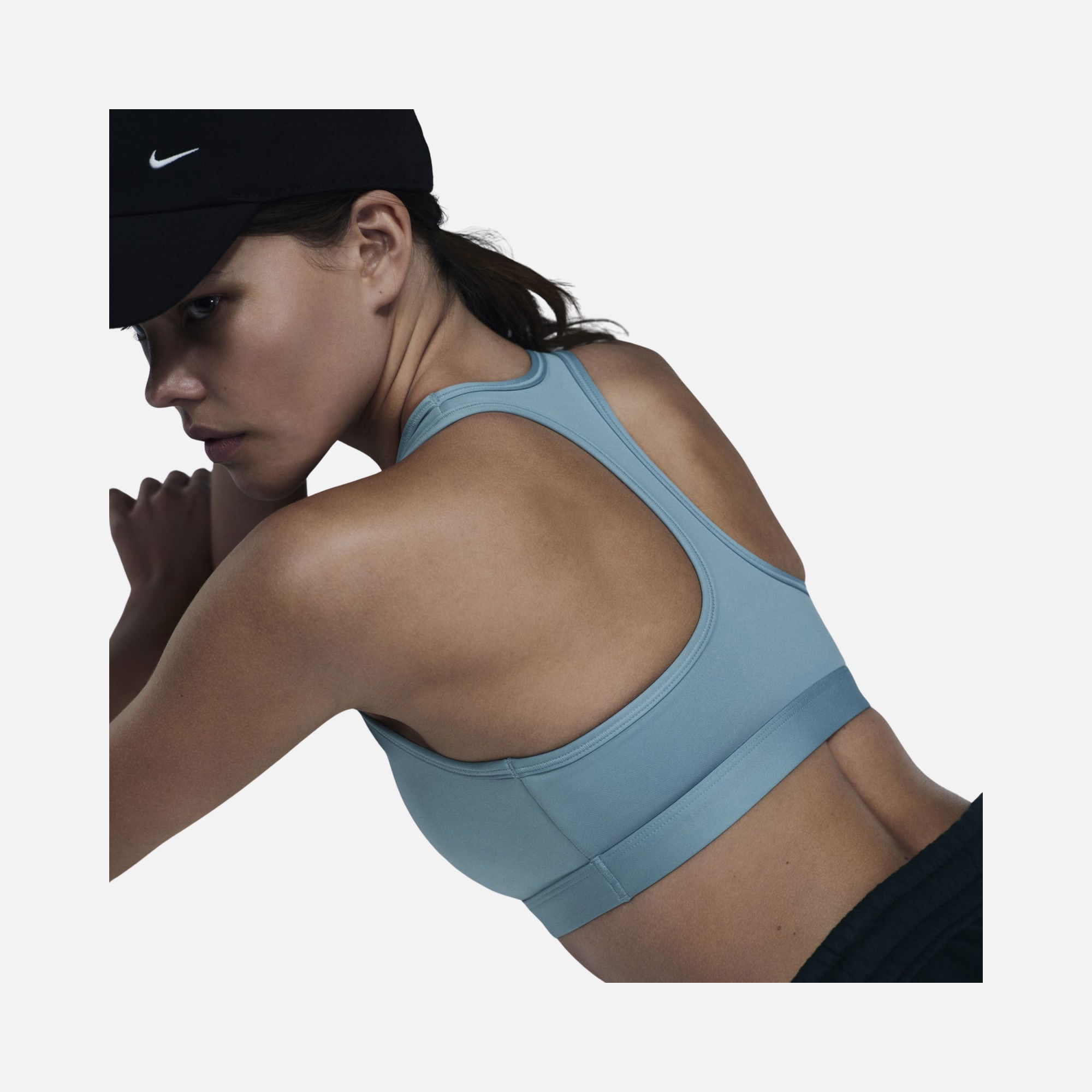 Nike Swoosh Medium Support Padded Training Kadın Bra