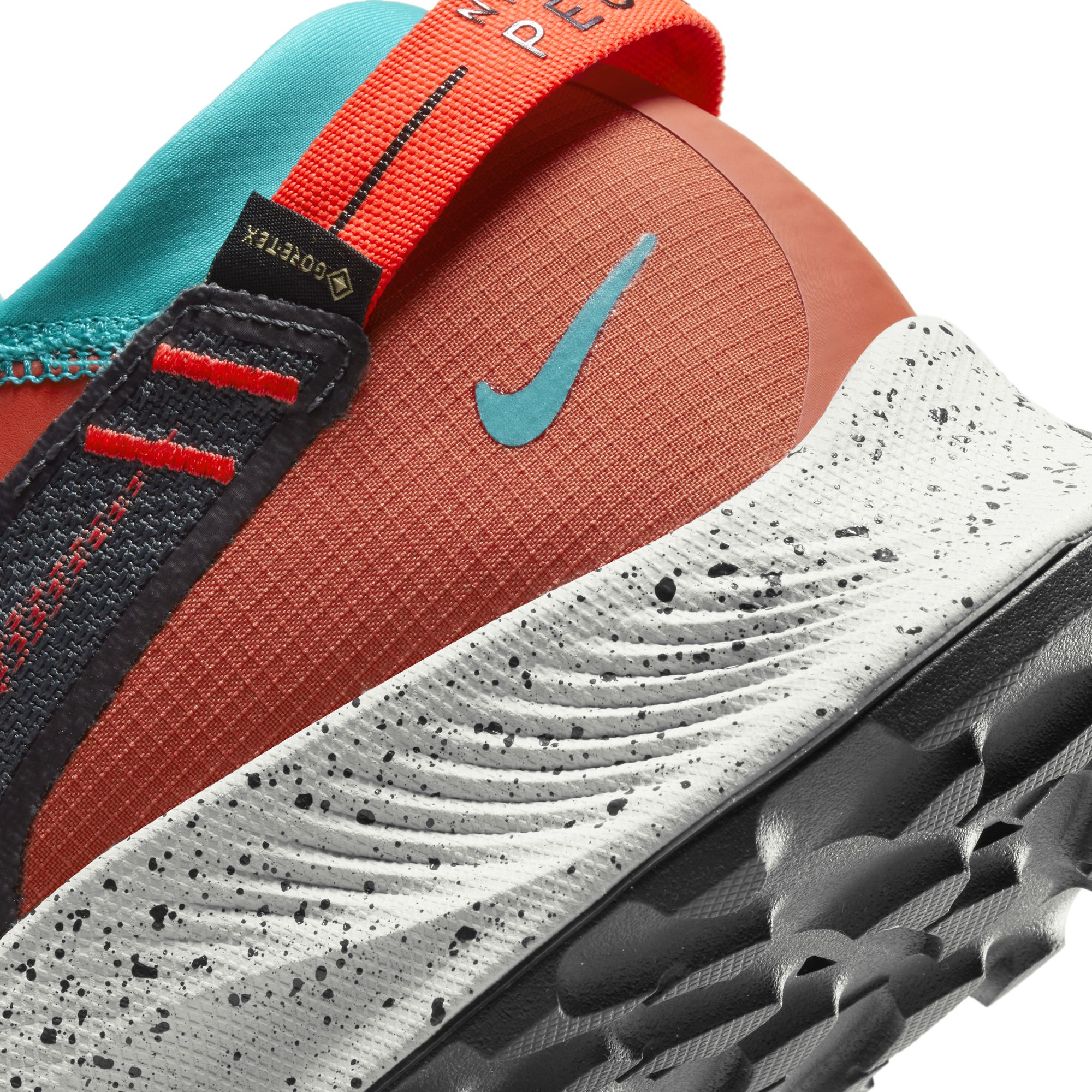 Nike Pegasus Trail 2 Gore-Tex Trail Running Erkek Spor Ayakkabı