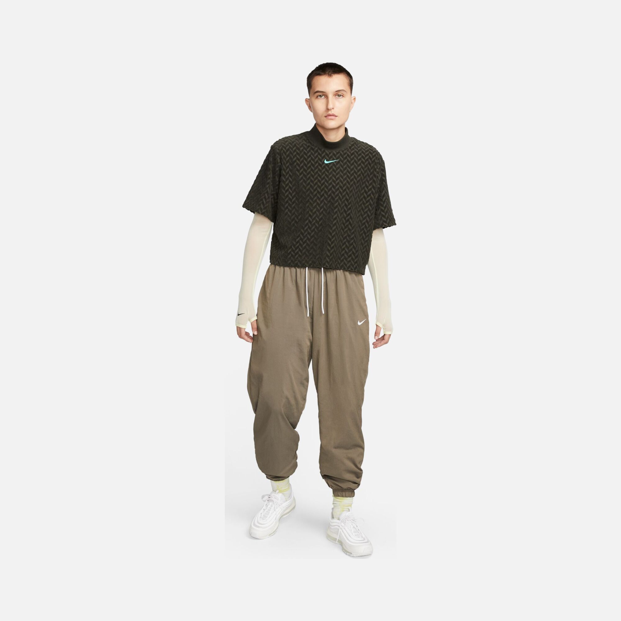Nike Sportswear Everyday Mod Boxy Cropped Turtleneck Short-Sleeve Kadın Tişört