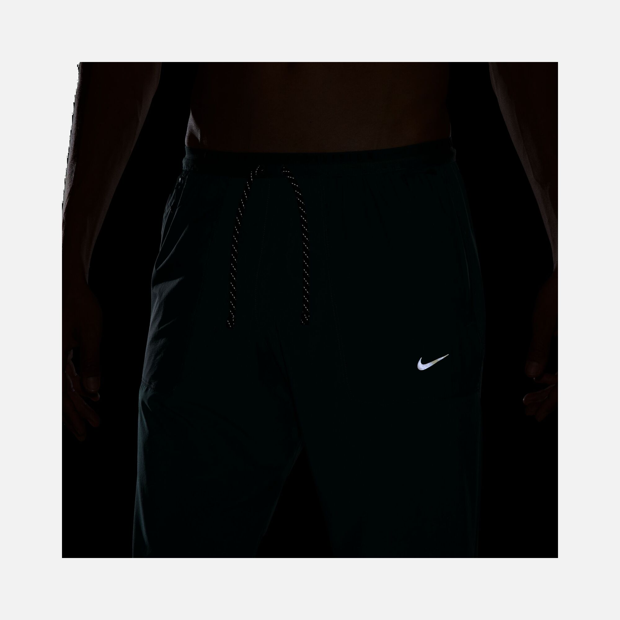 Nike Dri-Fit ADV Run Division UVA and UVB Protection Running Erkek Eşofman Altı