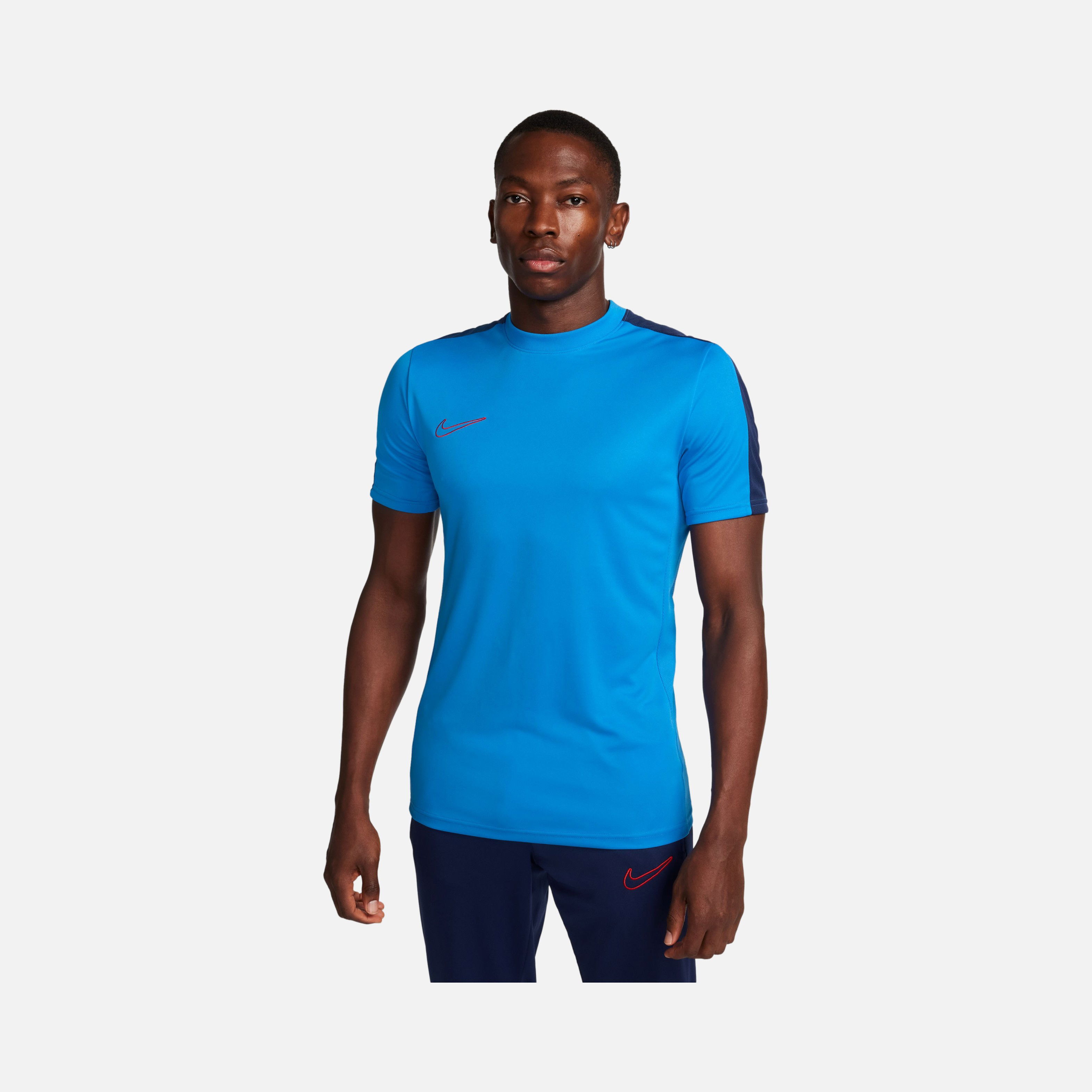 Nike Dri-Fit Academy Smooth Knit Global Football Training Short-Sleeve Erkek Tişört