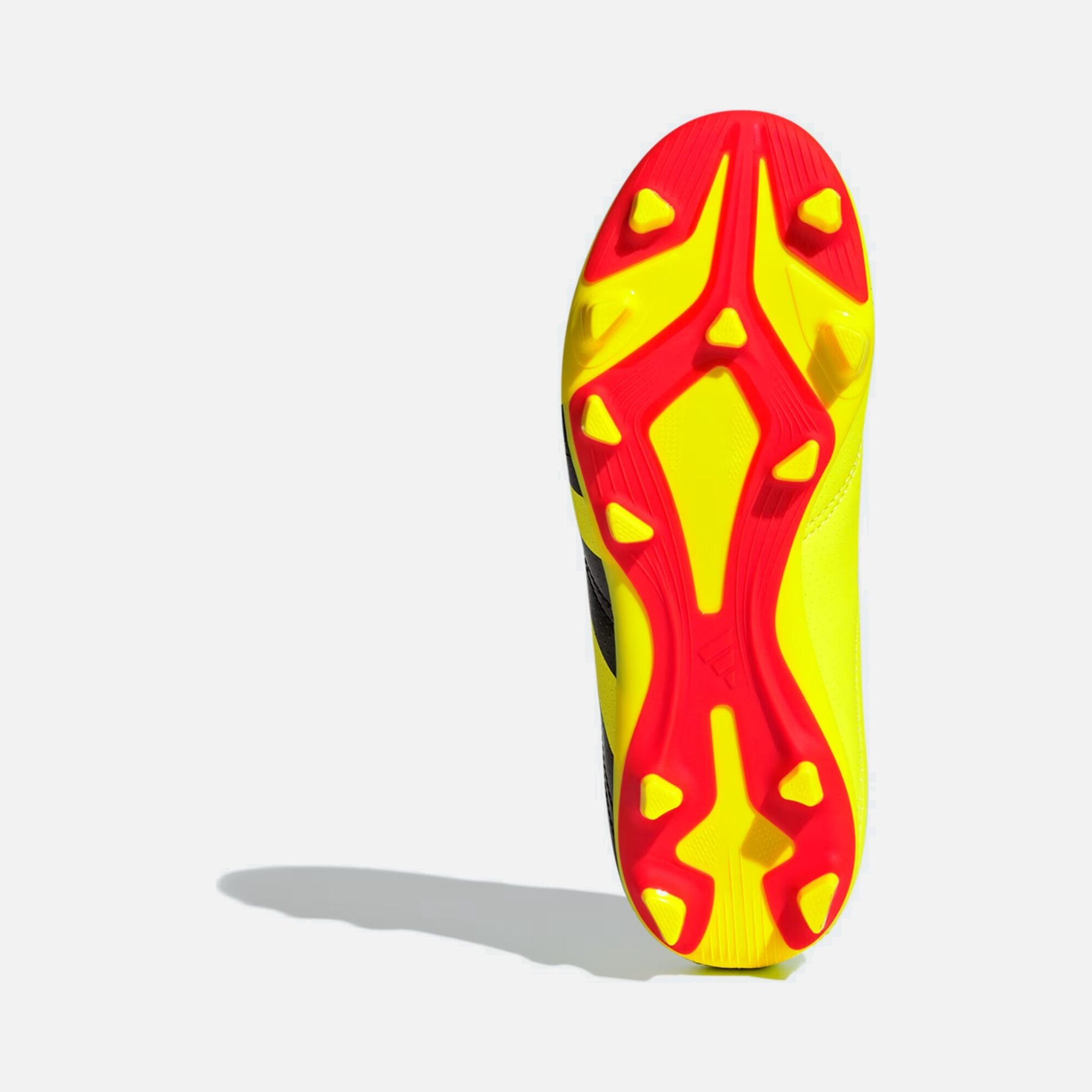 adidas Predator Club FG Çocuk Krampon