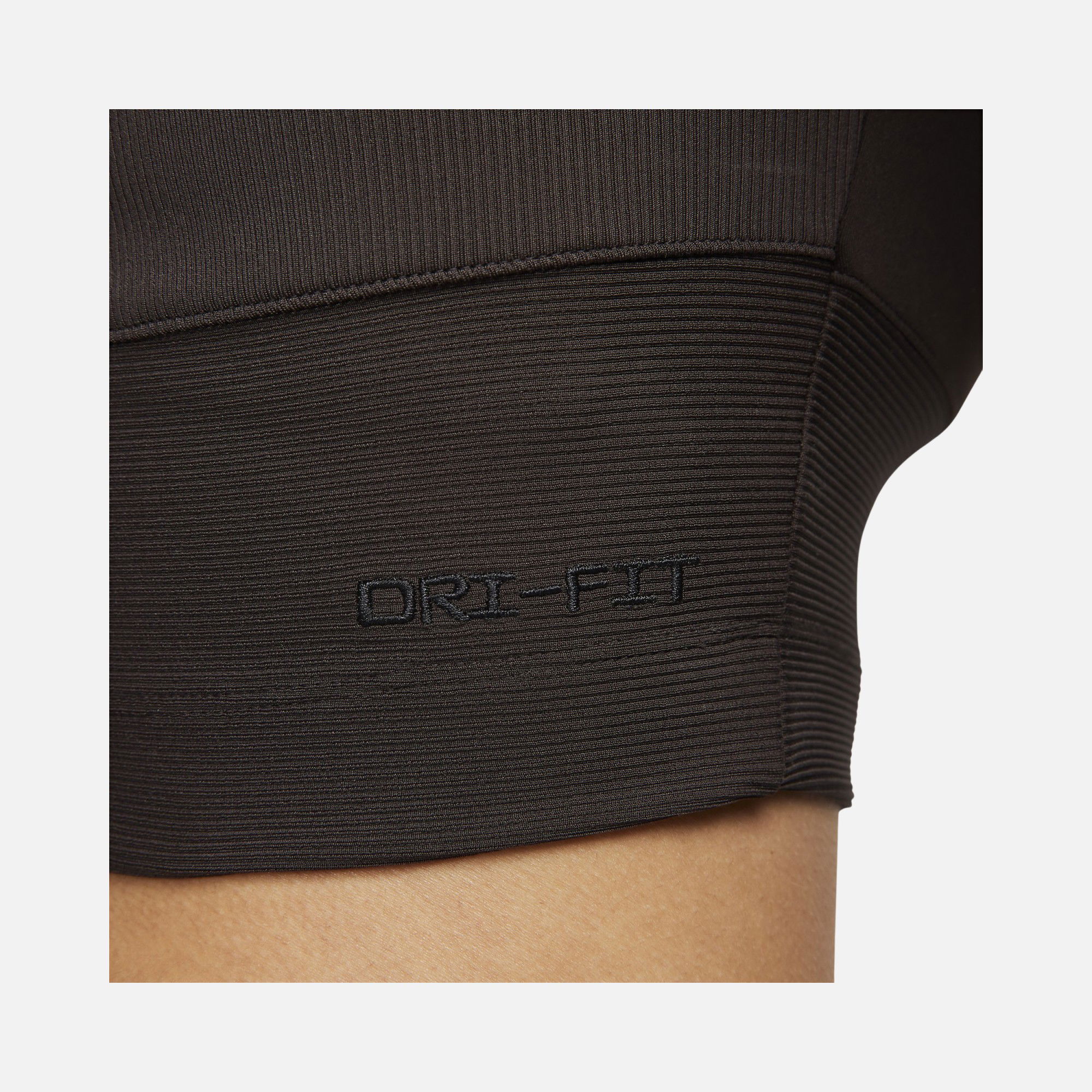 Nike Sportswear Ribbed 1/2 Zip Short-Sleeve Kadın Tişört