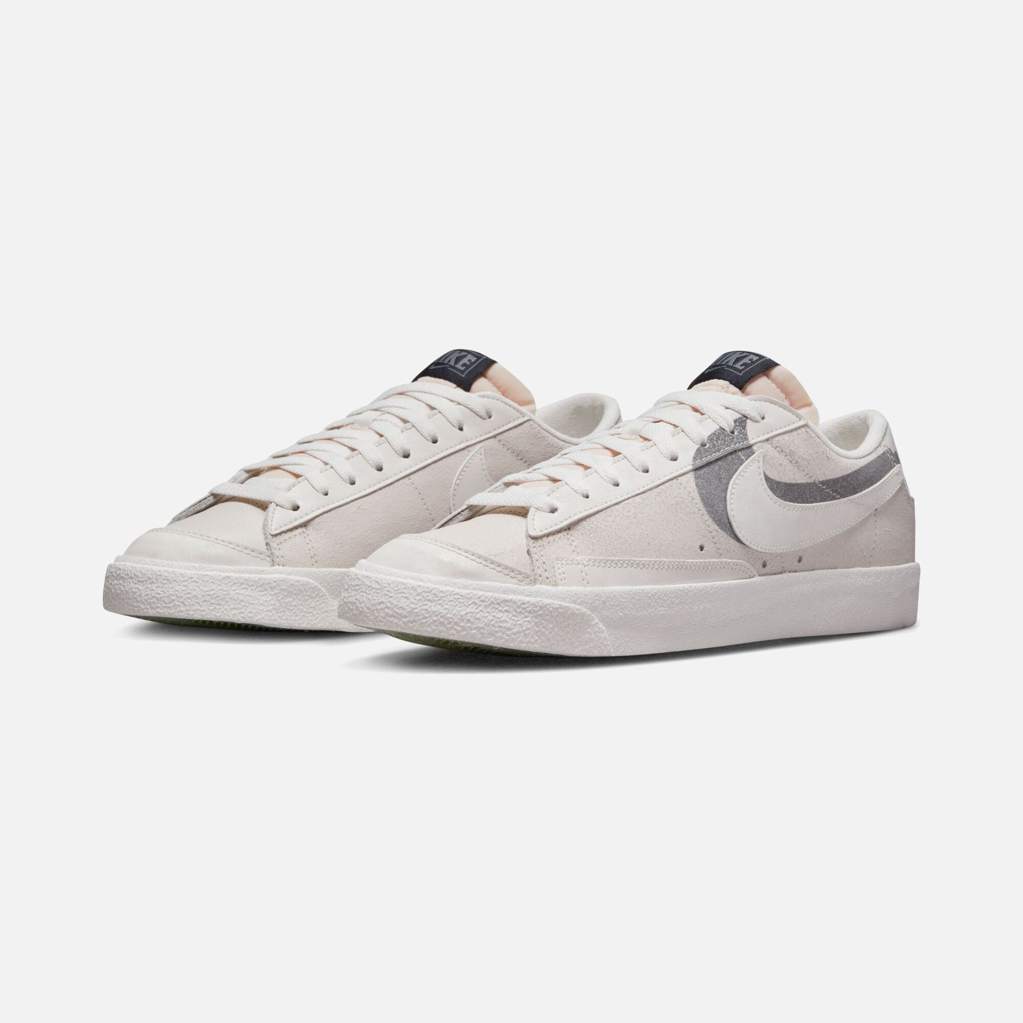 Nike Blazer Low '77 Premium Erkek Spor Ayakkabı