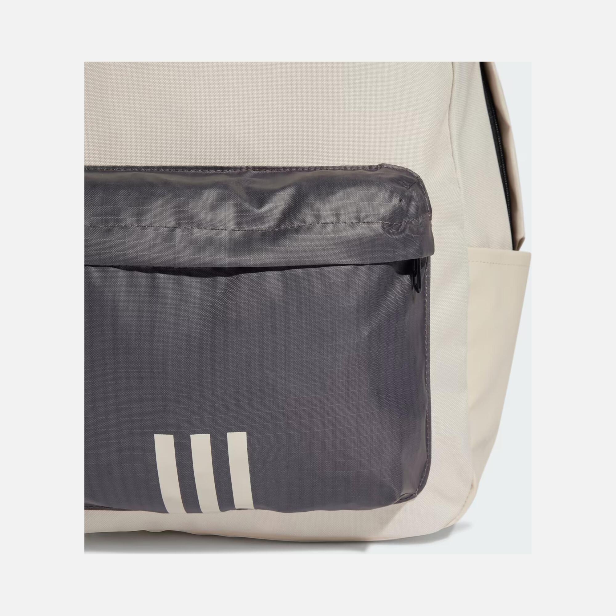 adidas Classic Badge of Sport 3-Stripes (27,5 L) Training Unisex Sırt Çantası