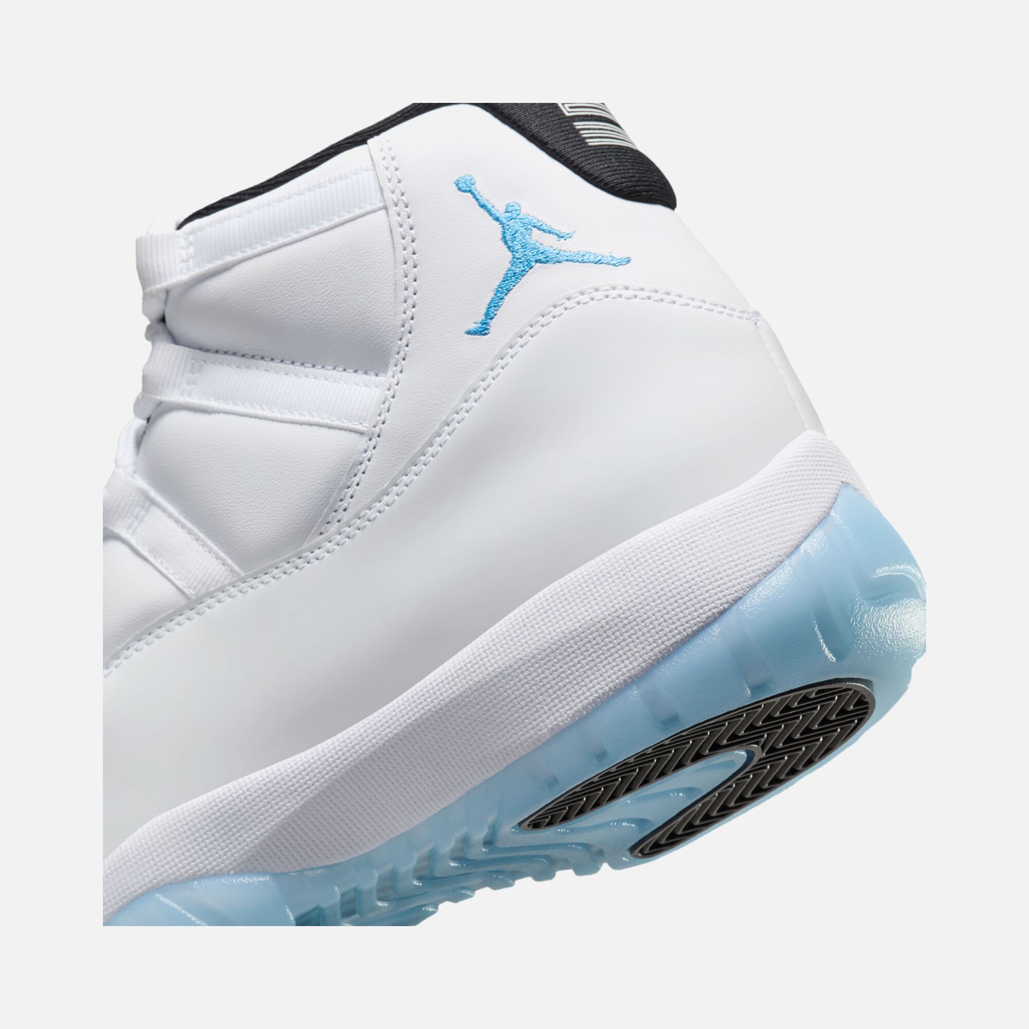 Nike Air Jordan 11 Retro Erkek Basketbol Ayakkabısı