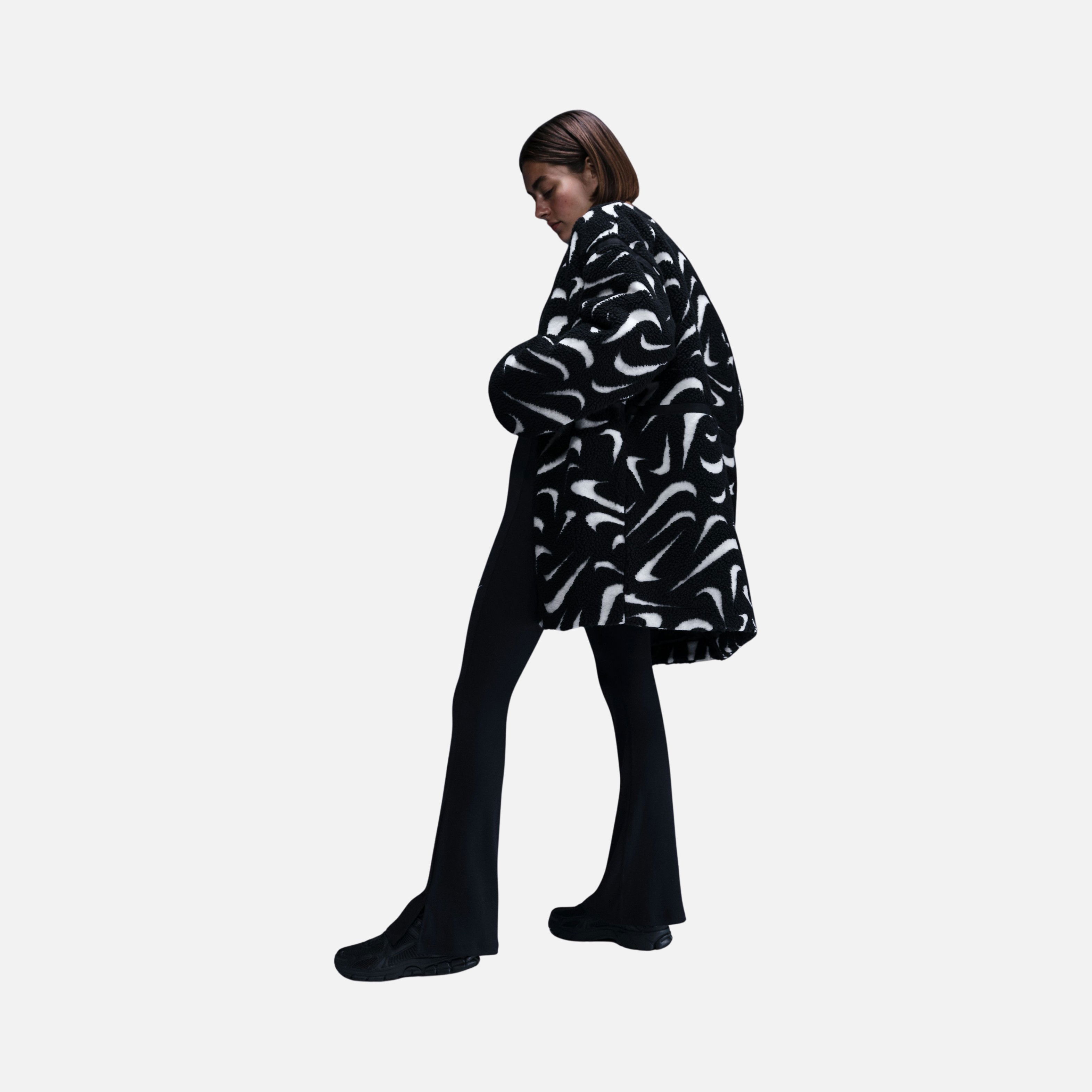 Nike Sportswear Cozy Long-Haired All-Over Swoosh Logo Lined Loose Full-Zip Kadın Ceket