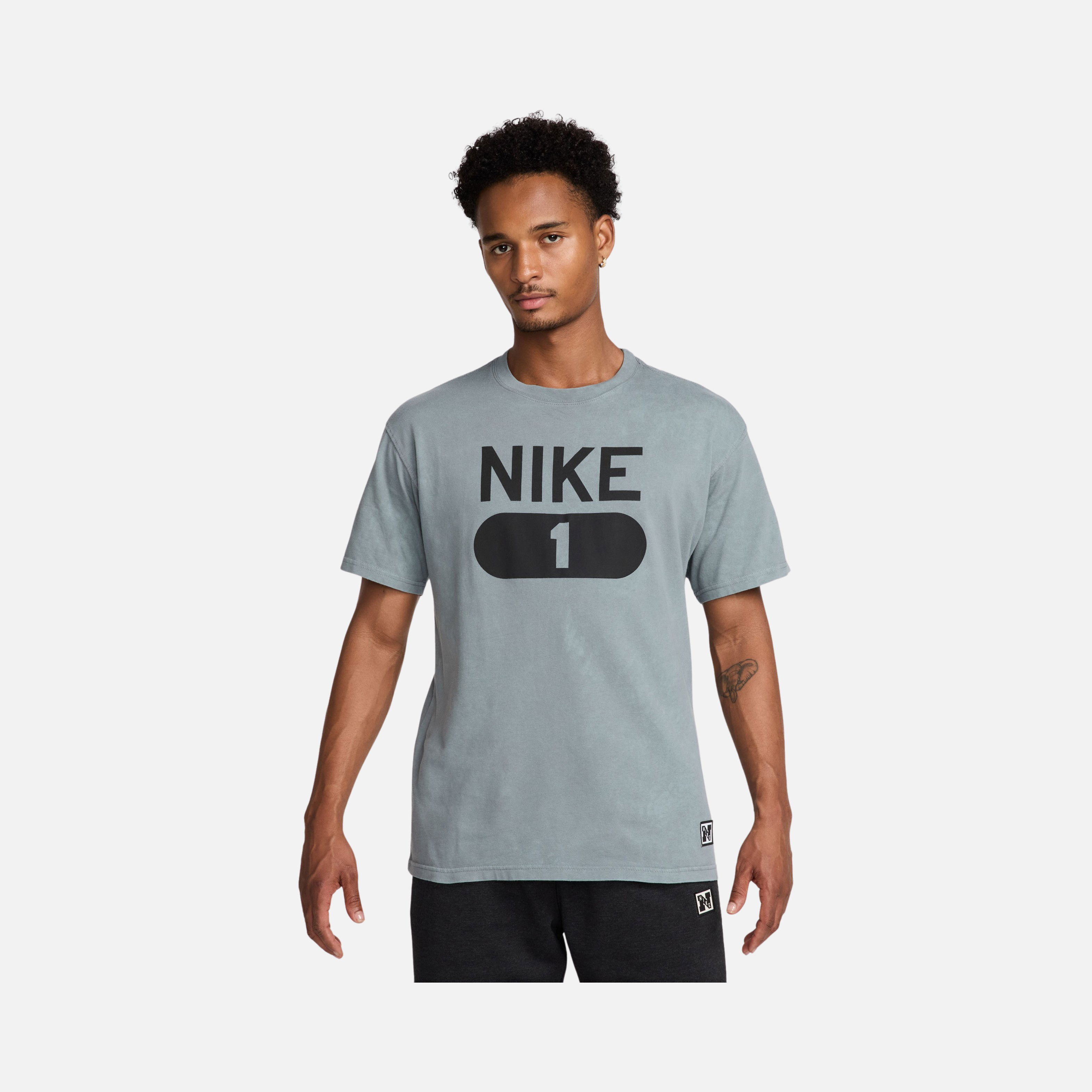 Nike Gym Heritage Culture ''Detail of a Woven Athlete Label'' Athletic Training Short-Sleeve Erkek Tişört