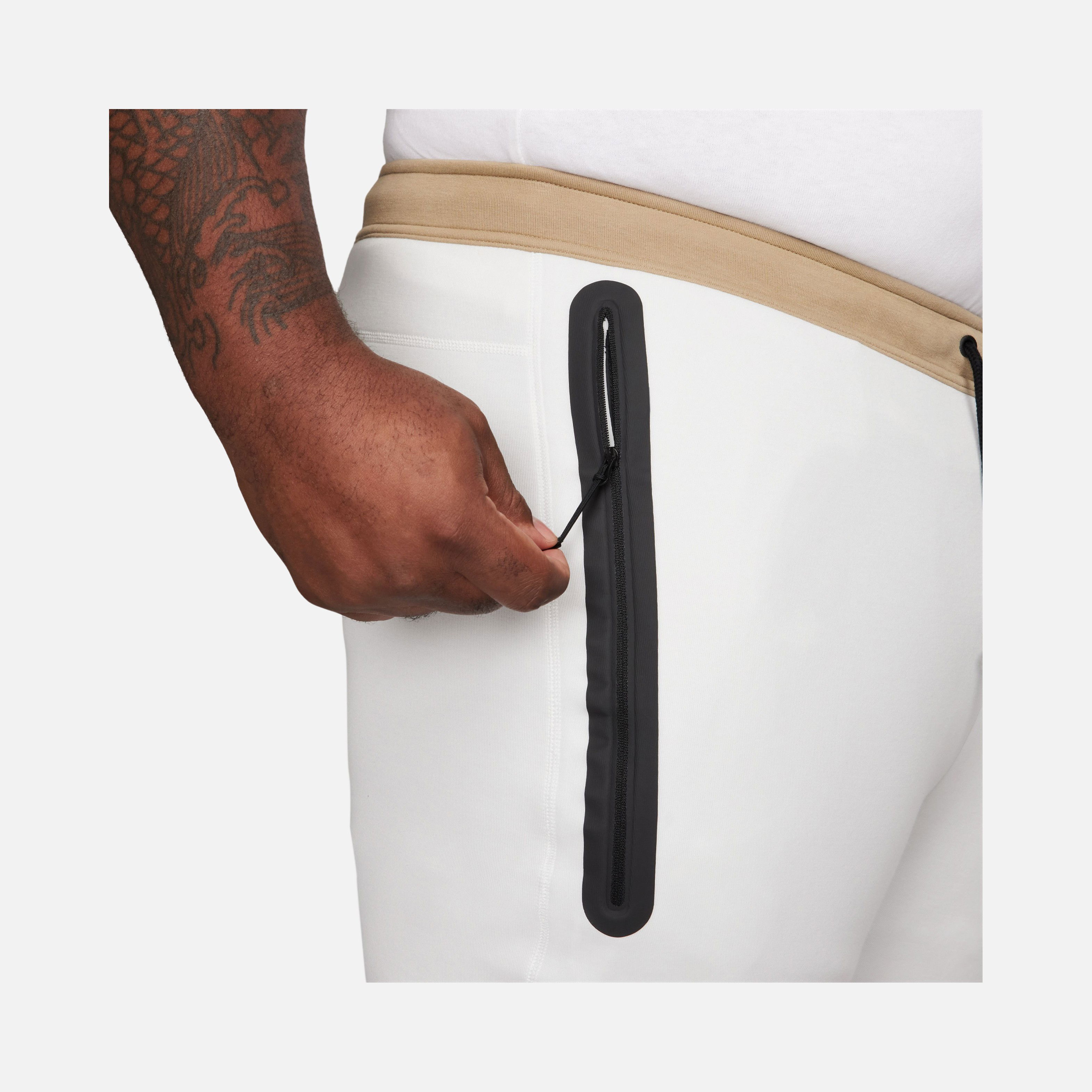 Nike Sportswear Tech Fleece SS24 Erkek Eşofman Altı