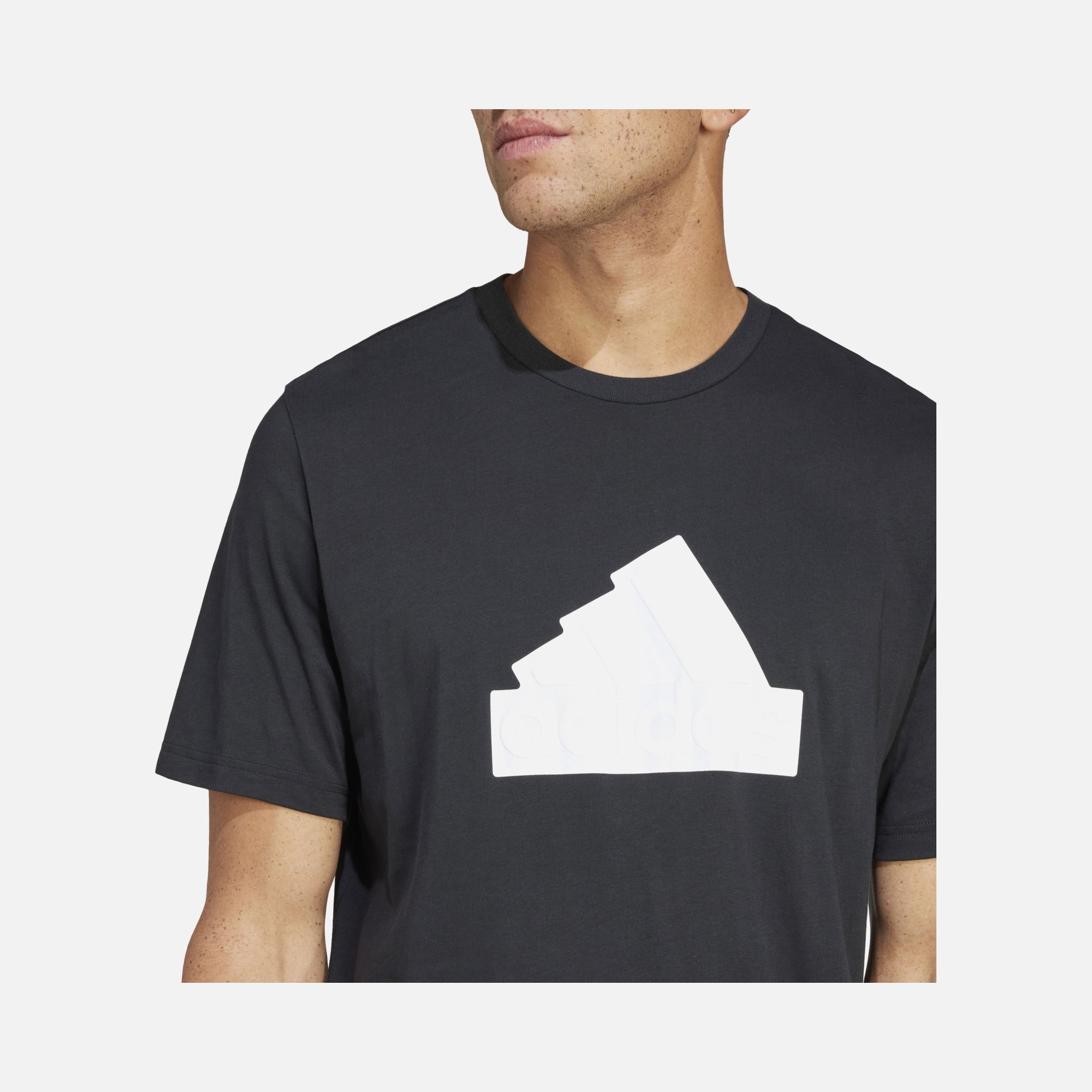 adidas Sportswear Future Icons Badge of Short-Sleeve Erkek Tişört