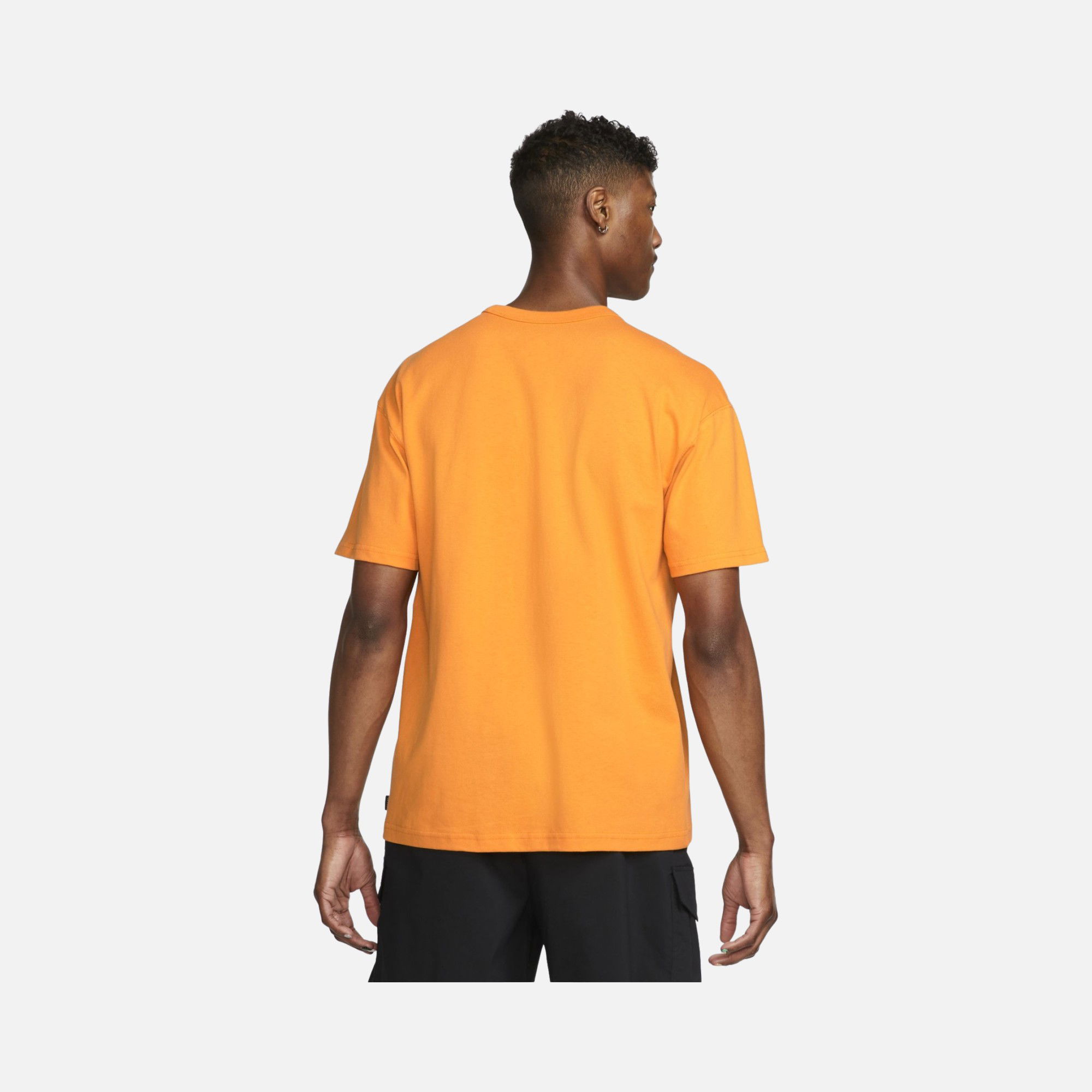 Nike Sportswear Premium Essentials Short-Sleeve Erkek Tişört