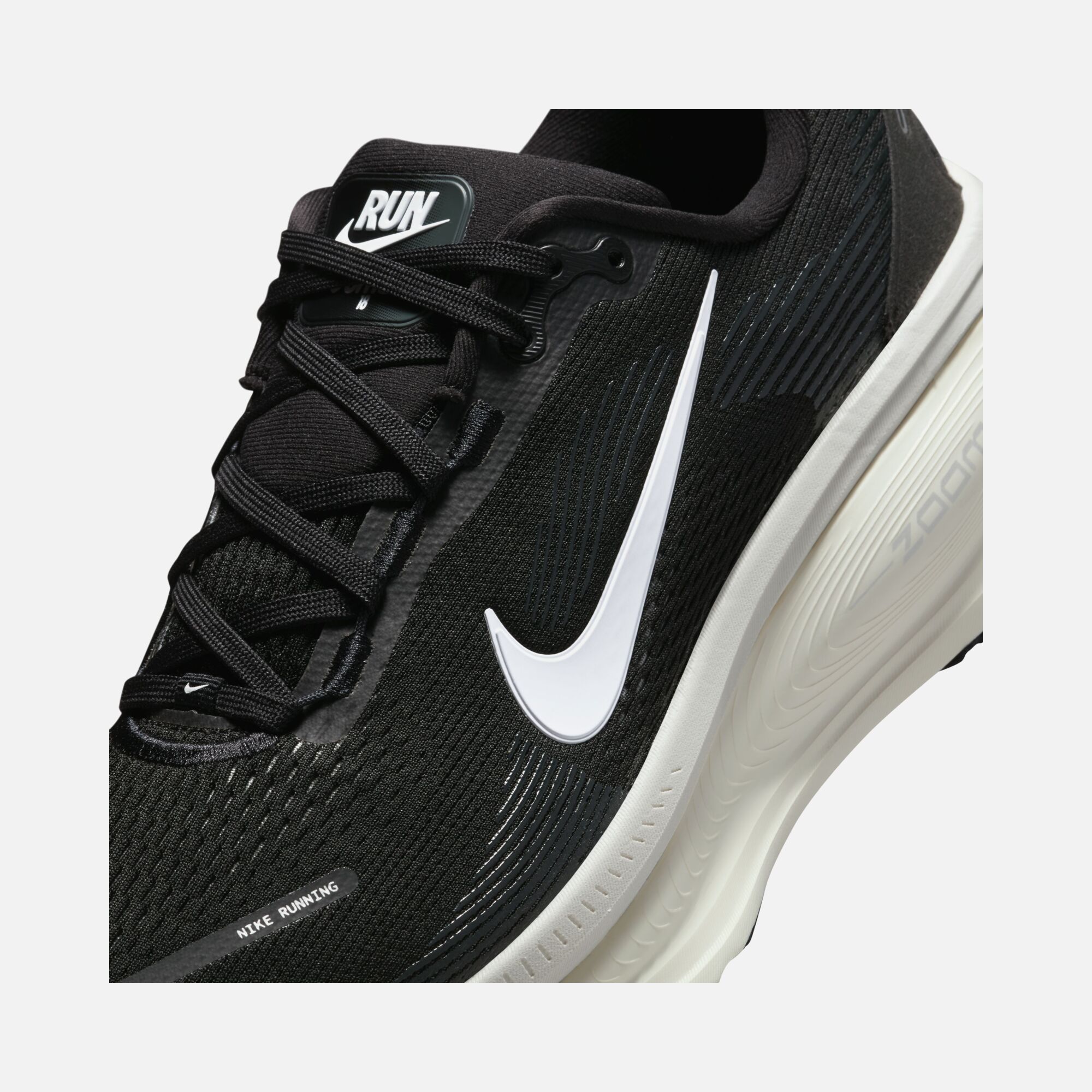 Nike Vomero 18 ZoomX Road Running Erkek Spor Ayakkabı