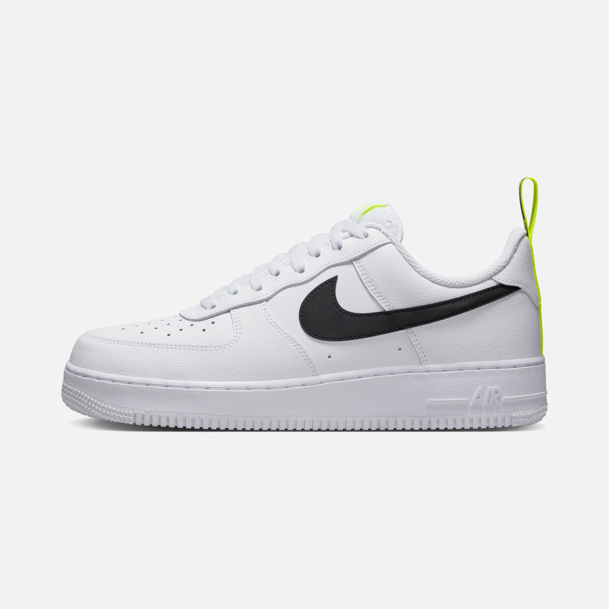 Nike Air Force 1 '07 Erkek Spor Ayakkabı