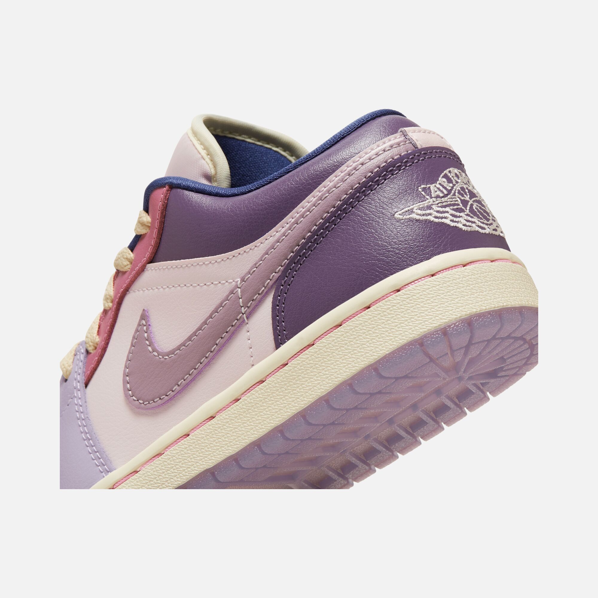 Nike Air Jordan 1 Low FA24 Kadın Spor Ayakkabı