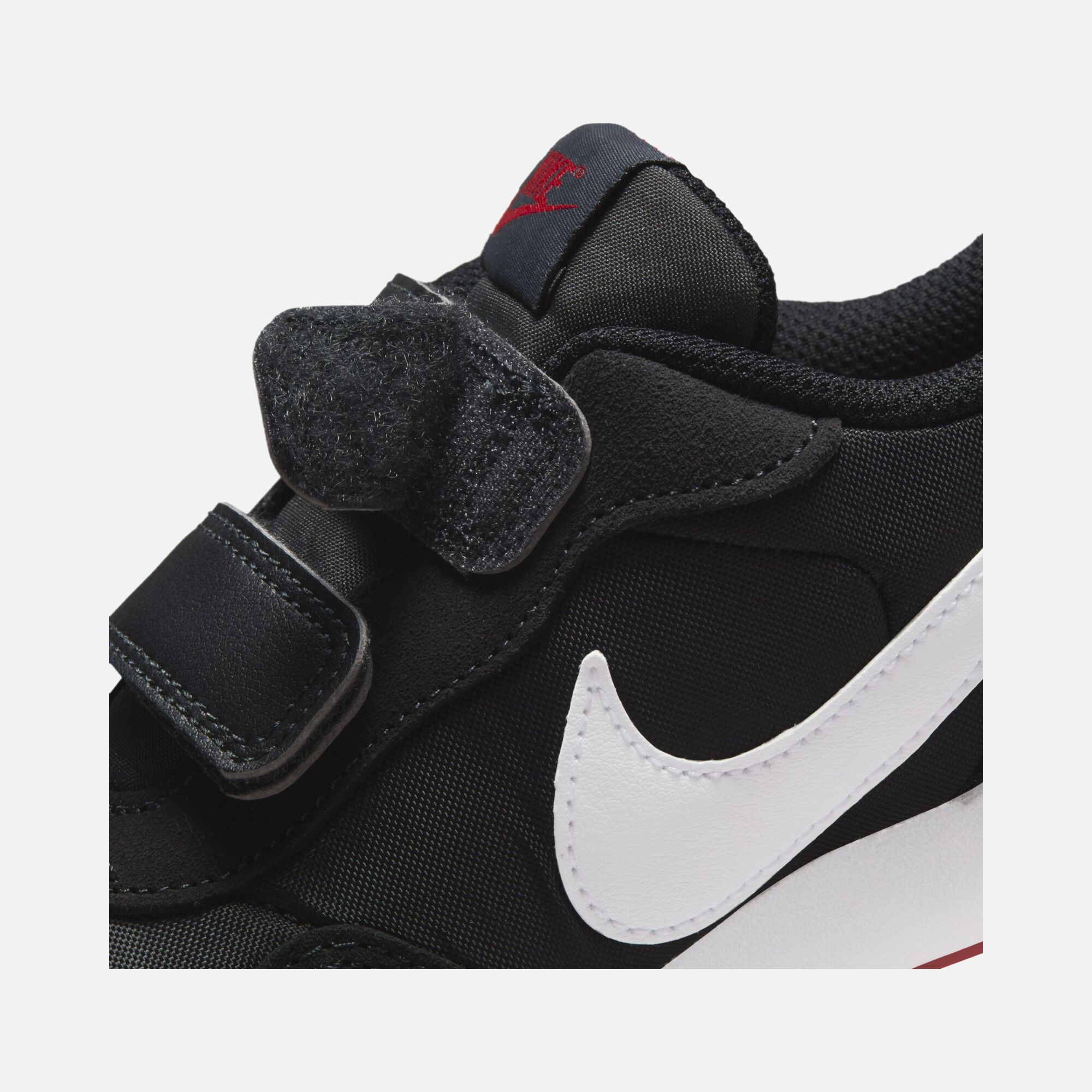 Nike MD Valiant (PSV) Çocuk Spor Ayakkabı