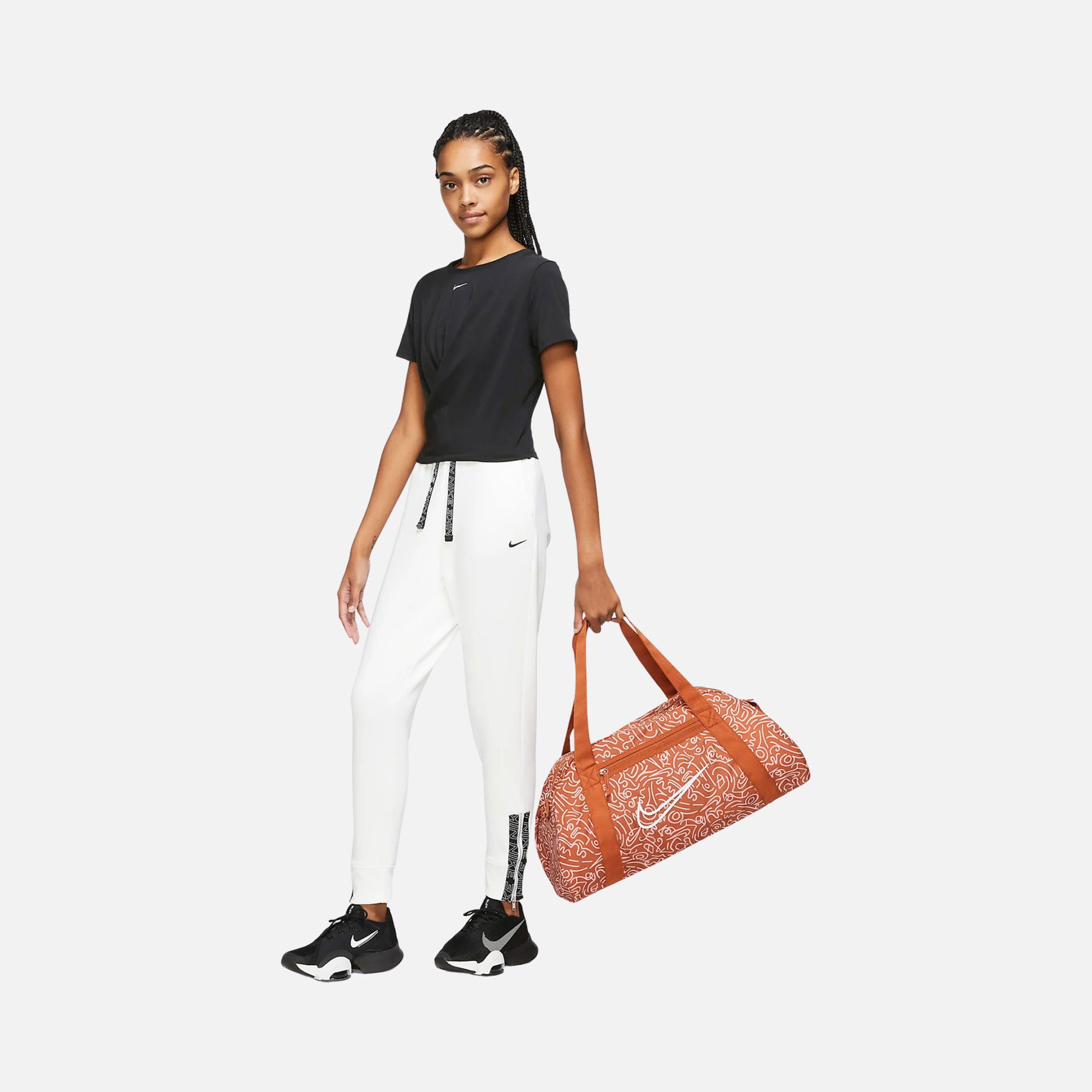 Nike Gym Club Graphic Printed (24 L) Kadın Spor Çanta