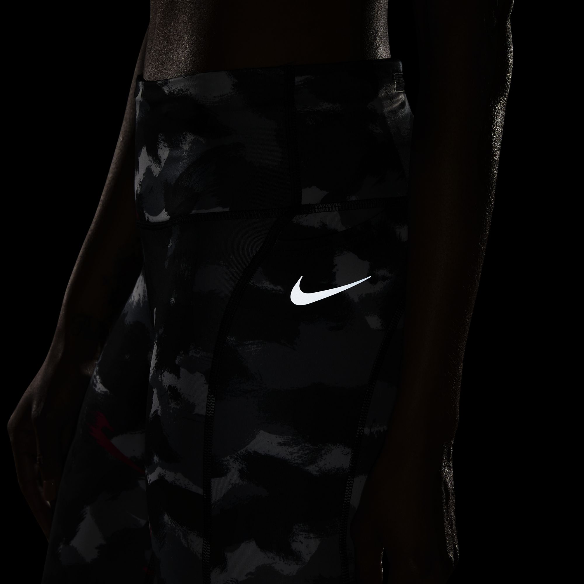 Nike Dri-Fit Fast Mid-Rise 7/8-Length Printed Running Kadın Tayt