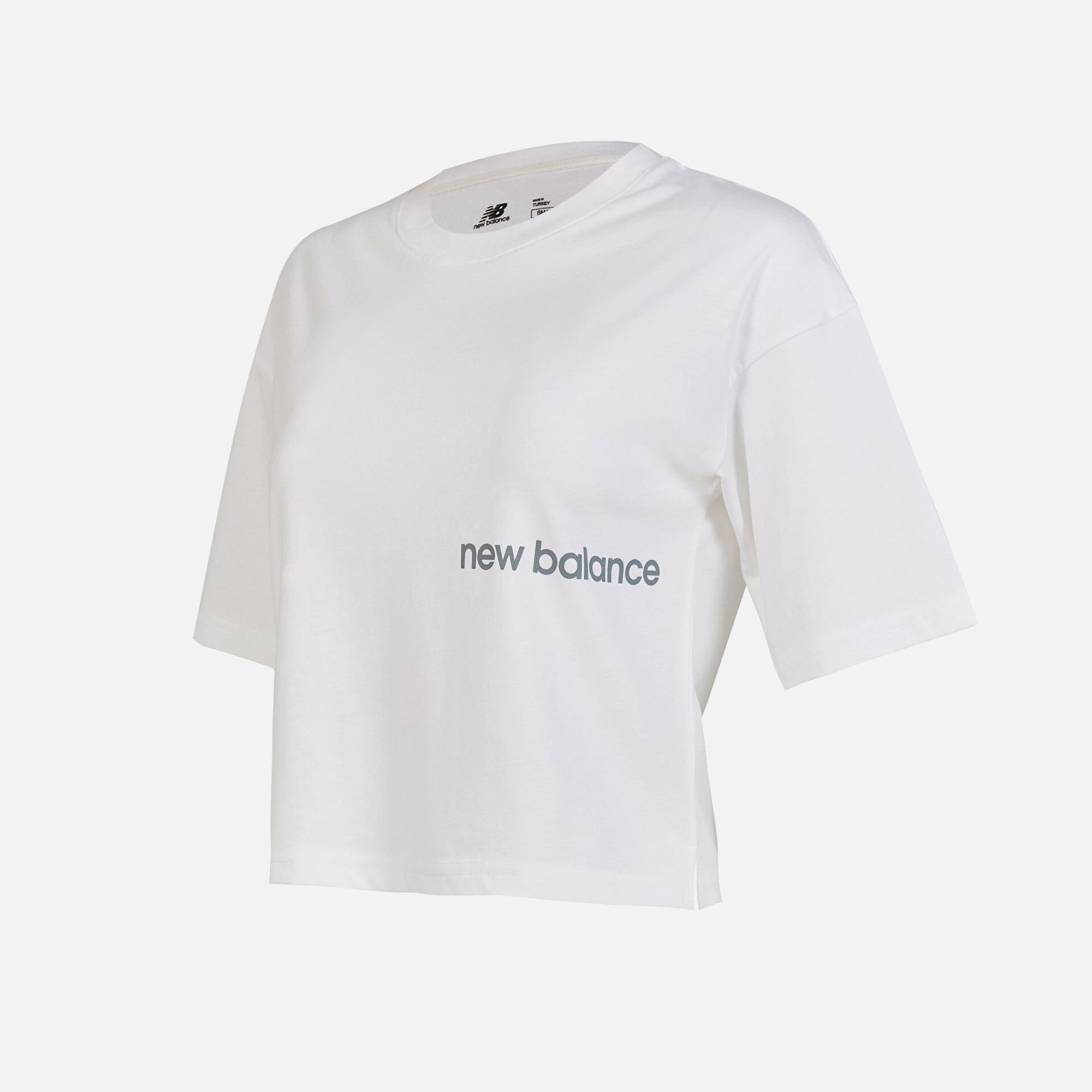 New Balance Sportswear WNT1340 Cropped Short-Sleeve Kadın Tişört