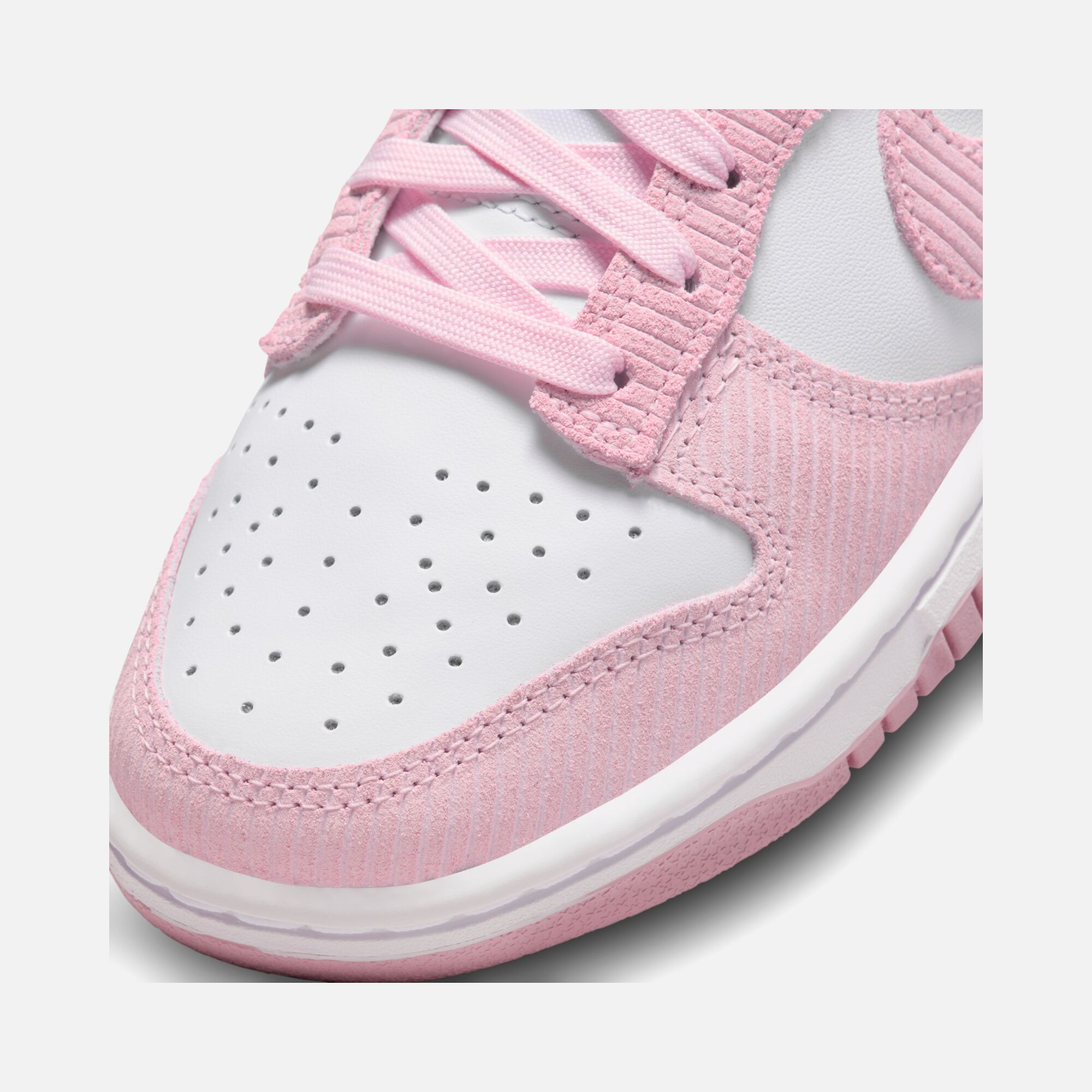 Nike Dunk Low ''Velvety Details'' Kadın Spor Ayakkabı