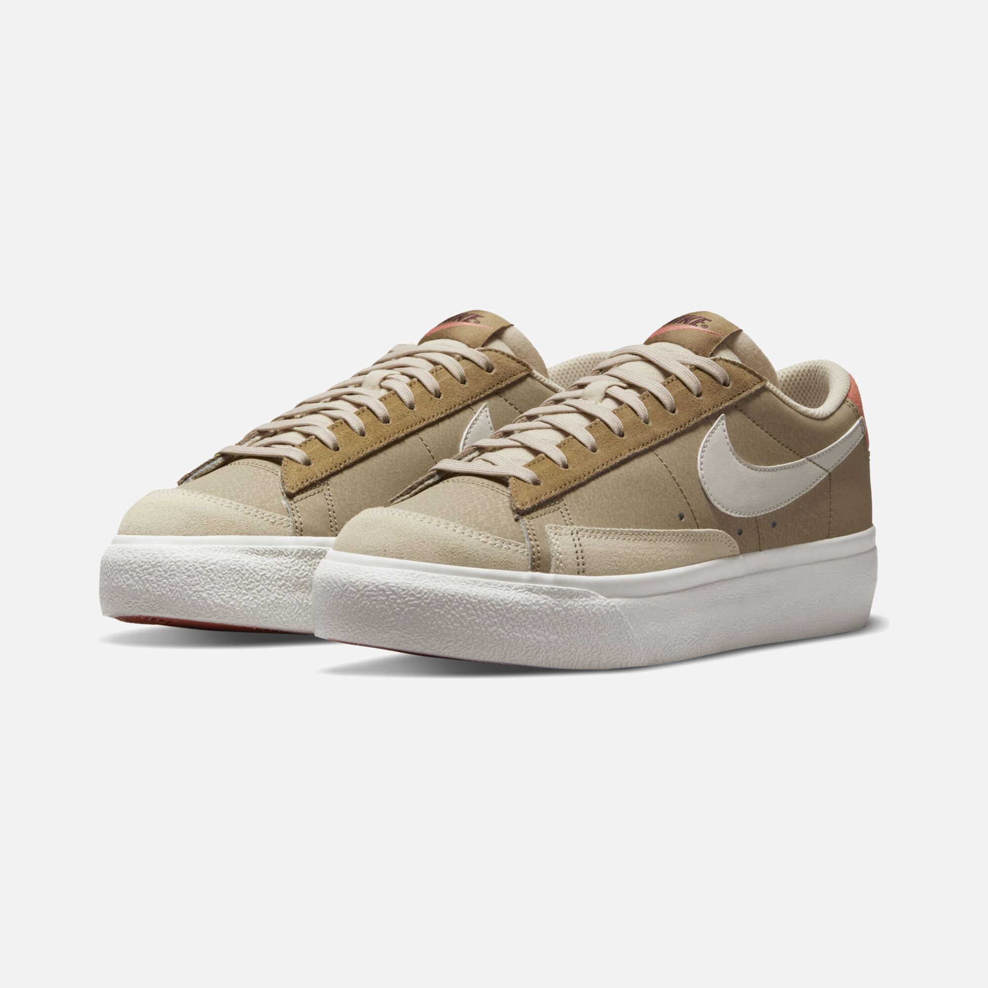 Nike Blazer Low Platform SP Kadın Spor Ayakkabı