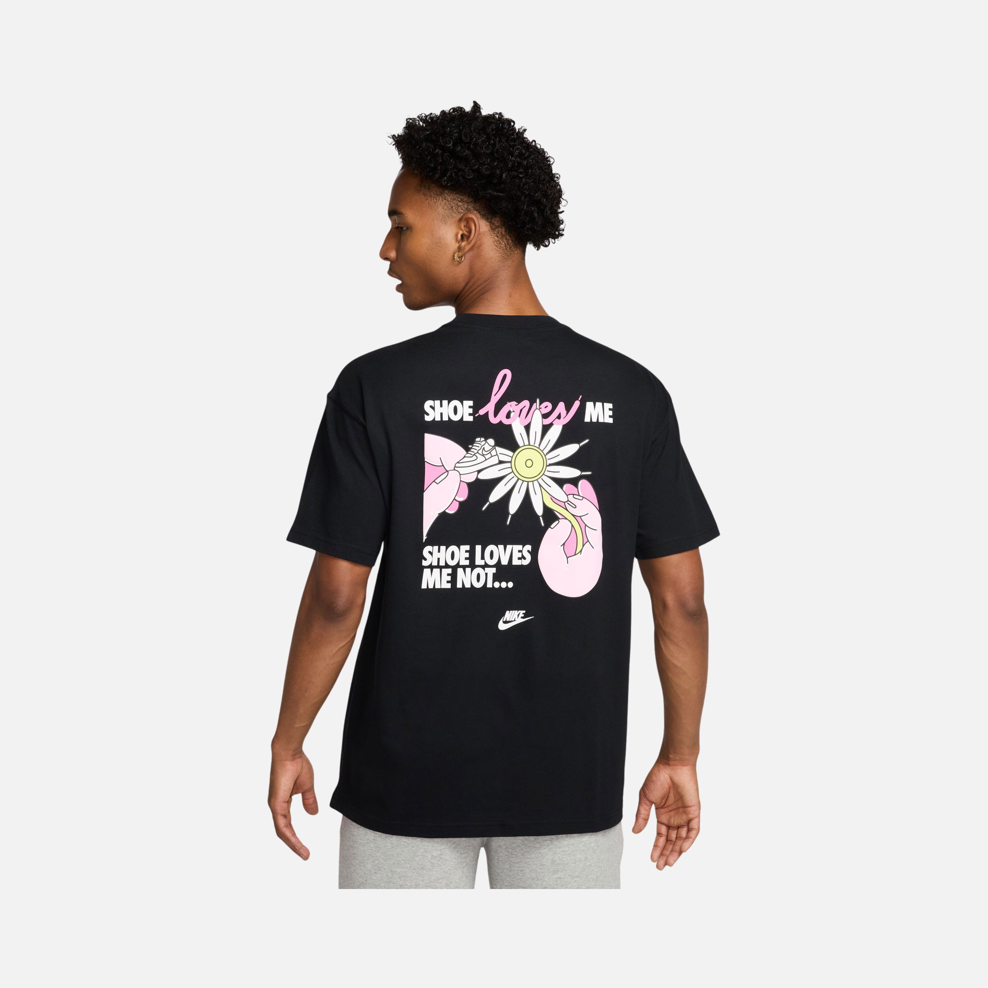 Nike Sportswear M90 Oc V Day ''The Shoe Loves Me / Doesn't'' Graphics Short-Sleeve Erkek Tişört