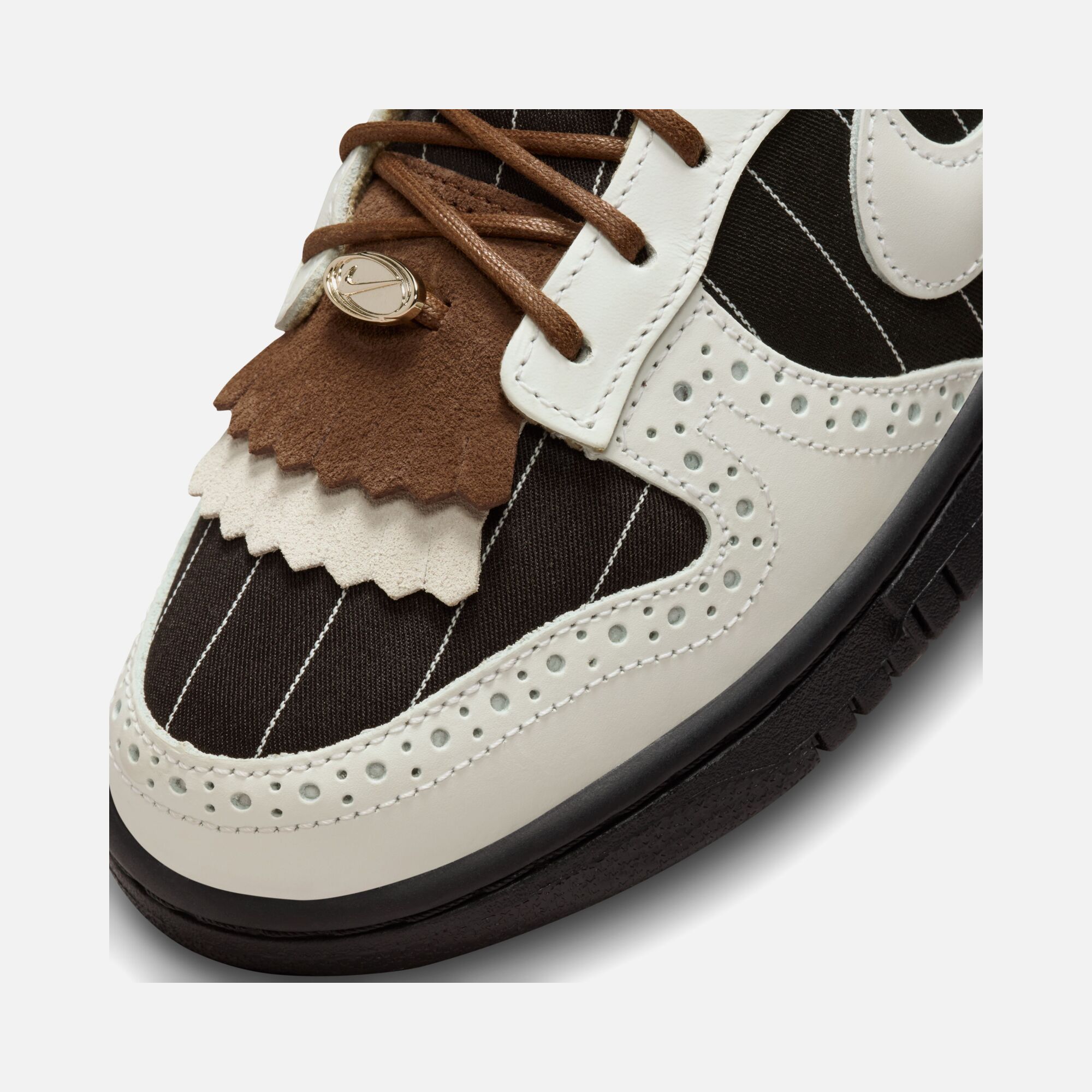 Nike Dunk Low LX ''Tasseled Leather Covering Details'' Kadın Spor Ayakkabı