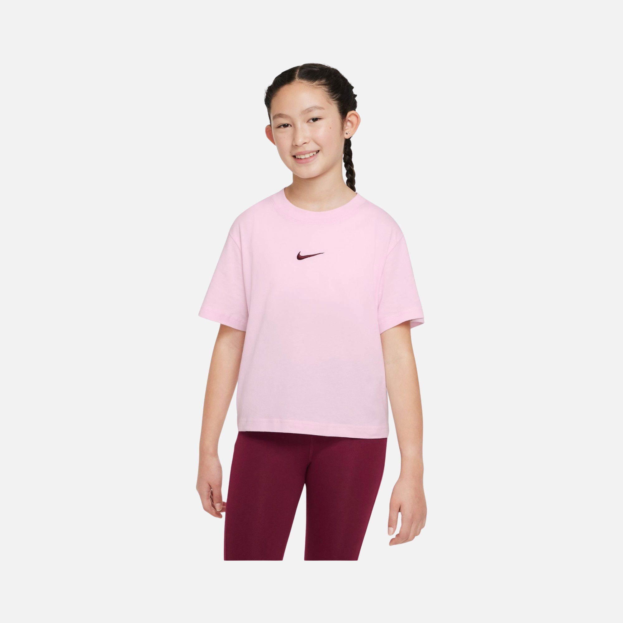 Nike Sportswear Essential Boxy Short-Sleeve (Girls') Çocuk Tişört