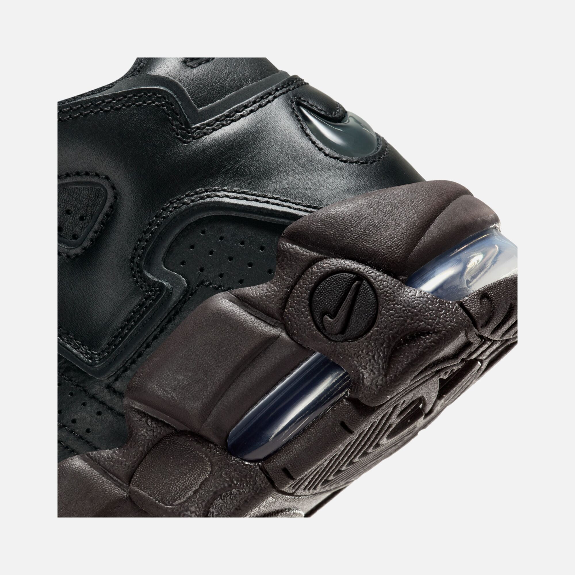 Nike Air More Uptempo ''An Off-Court Fave'' Kadın Spor Ayakkabı