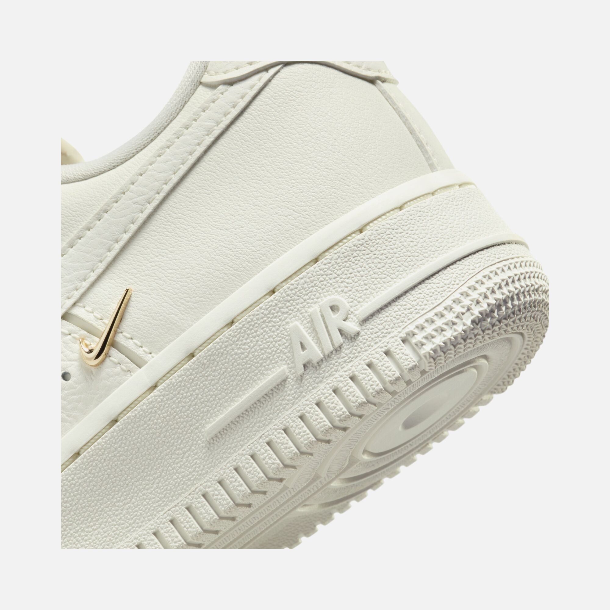 Nike Air Force 1 '07 LX ''Gold Swooshes'' Kadın Spor Ayakkabı