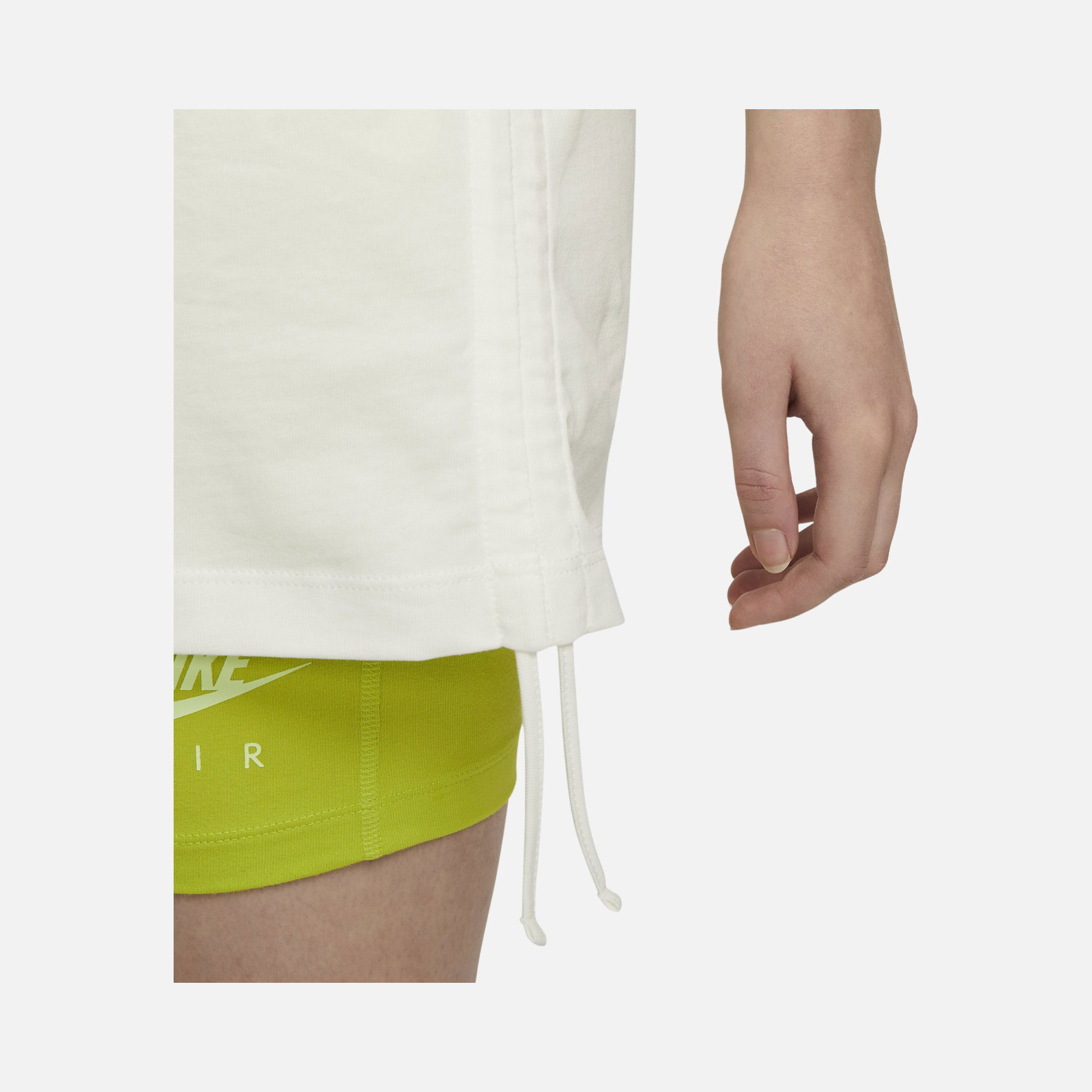 Nike Sportswear Boy Friend Graphix Short-Sleeve Kadın Tişört