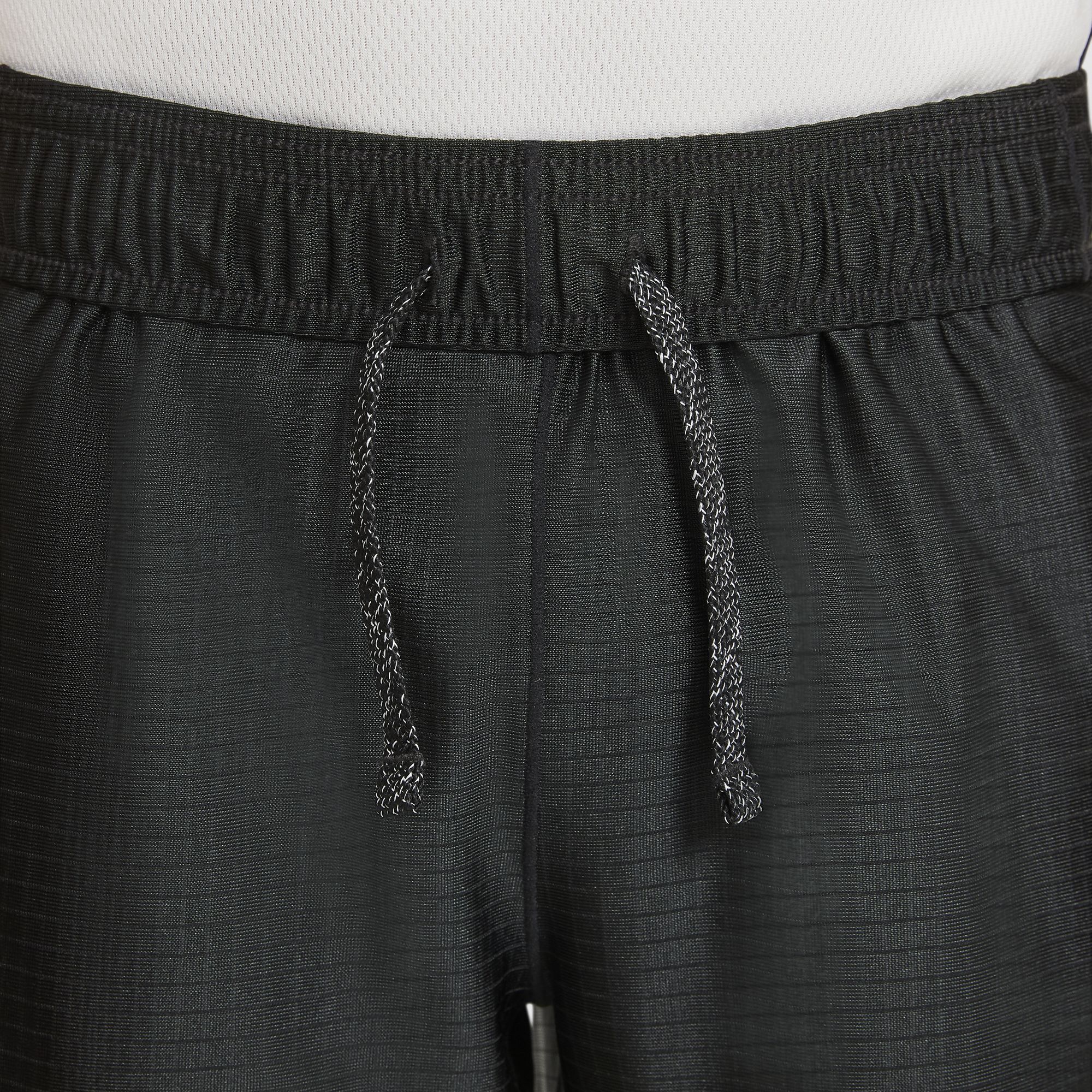 Nike Dri-Fit Graphic (Boys') Çocuk Şort