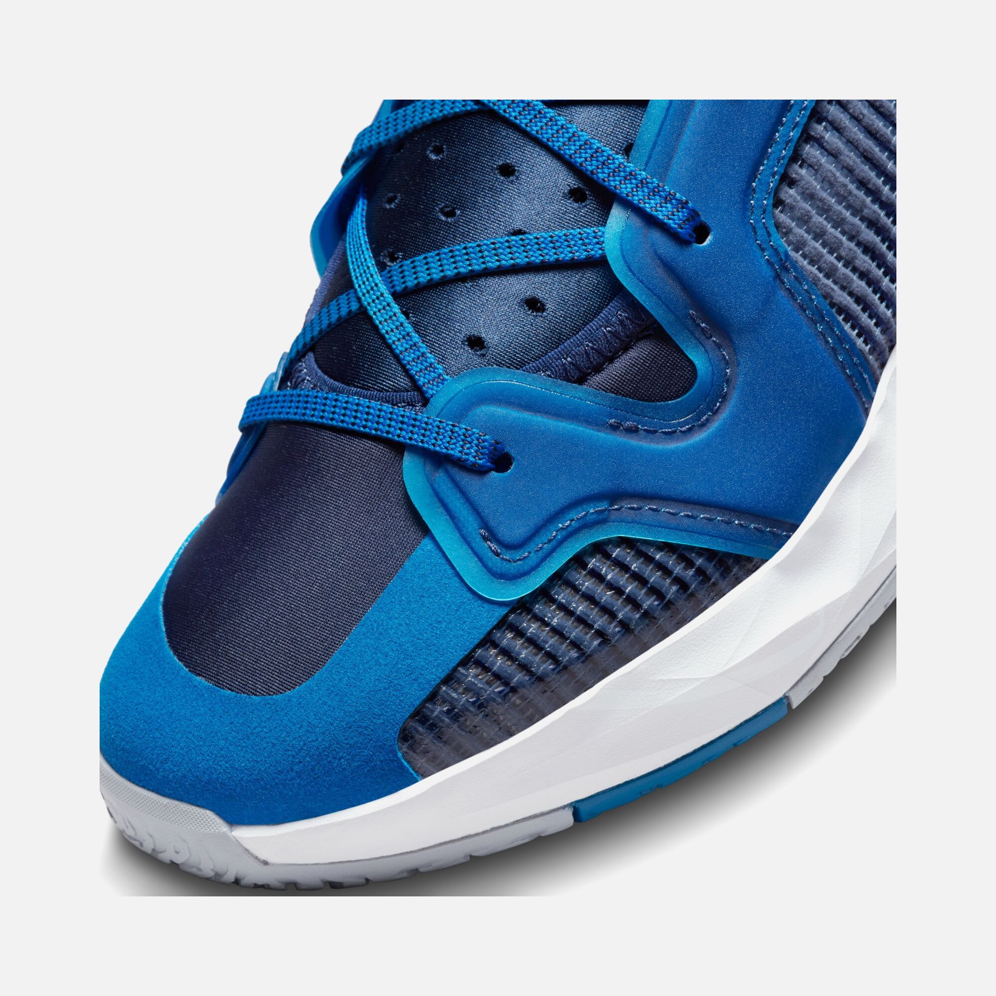 Nike Air Jordan XXXVII Low SS23 Erkek Basketbol Ayakkabısı