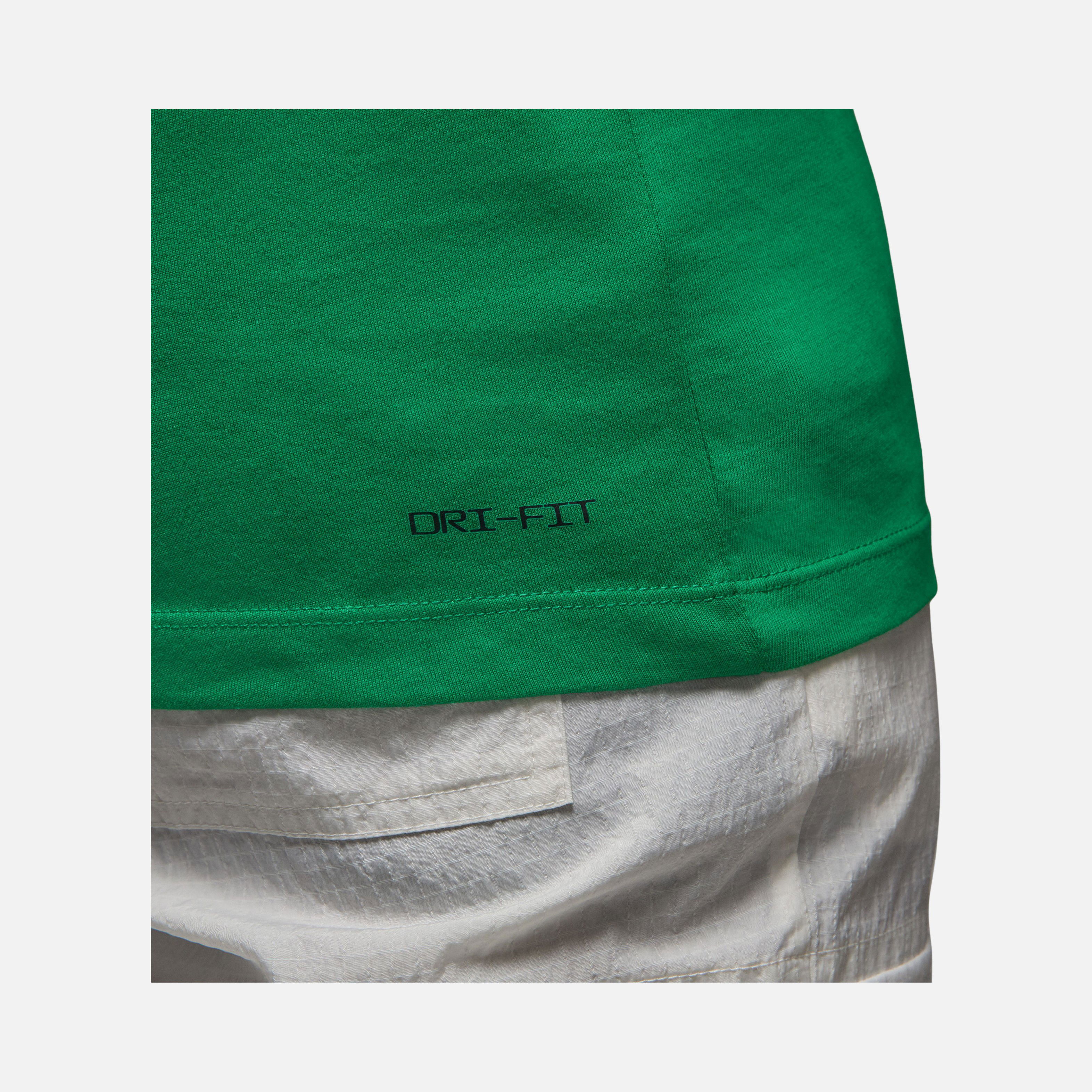 Nike Jordan Jumpman Dri-Fit Short-Sleeve Erkek Tişört