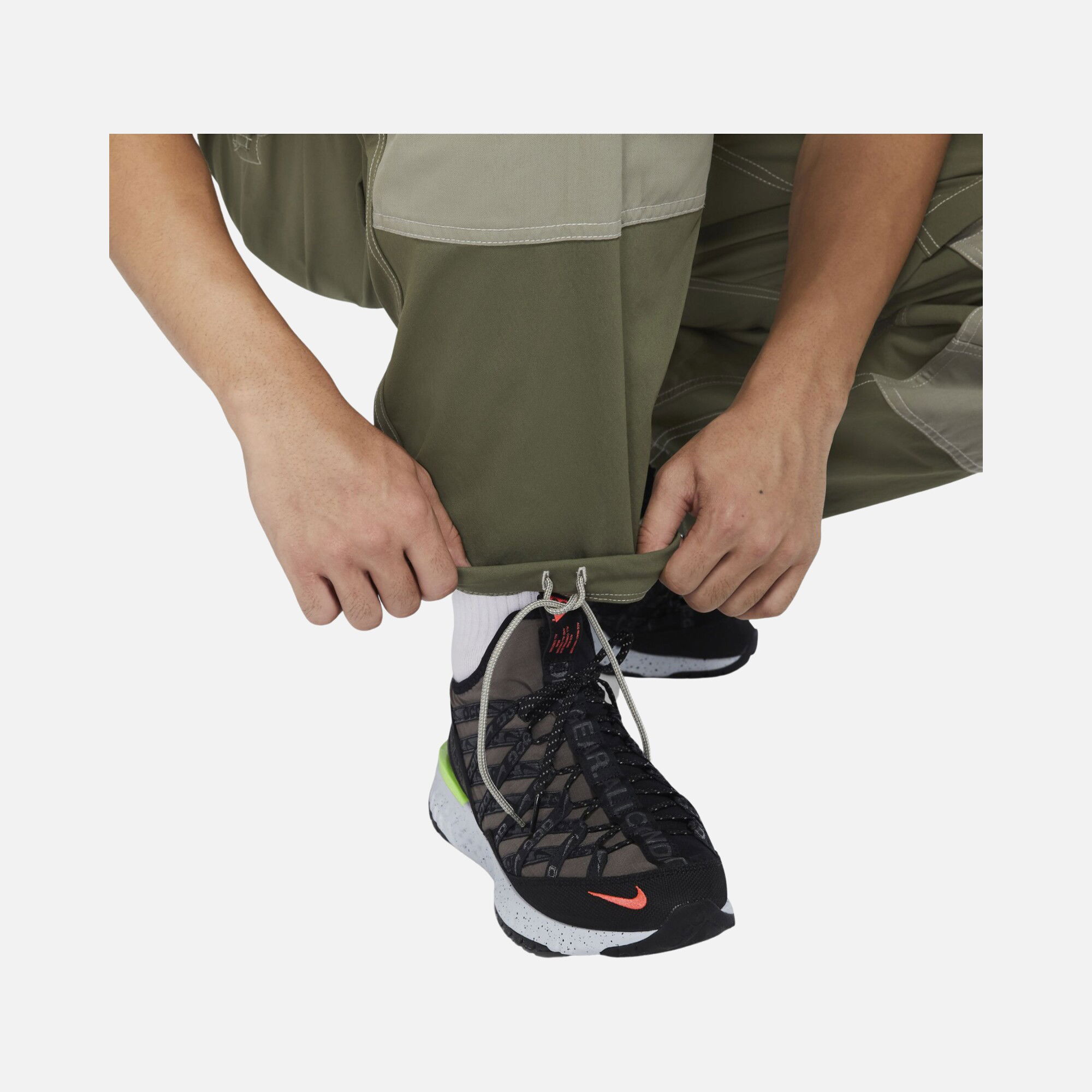 Nike ACG "Smith Summit" Cargo Erkek Pantolon