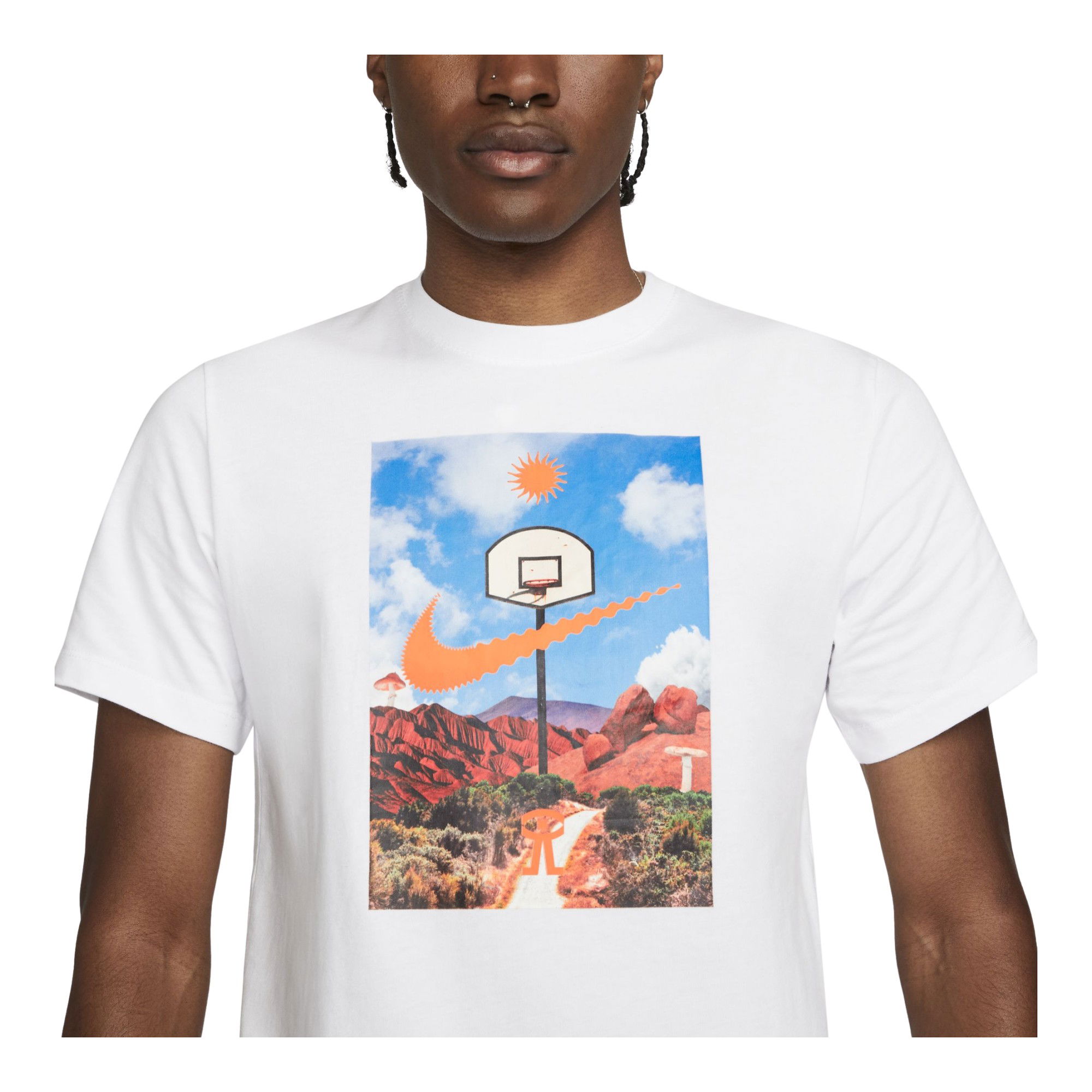 Nike ''Basketball Hoop Photo'' Graphic Short-Sleeve Erkek Tişört