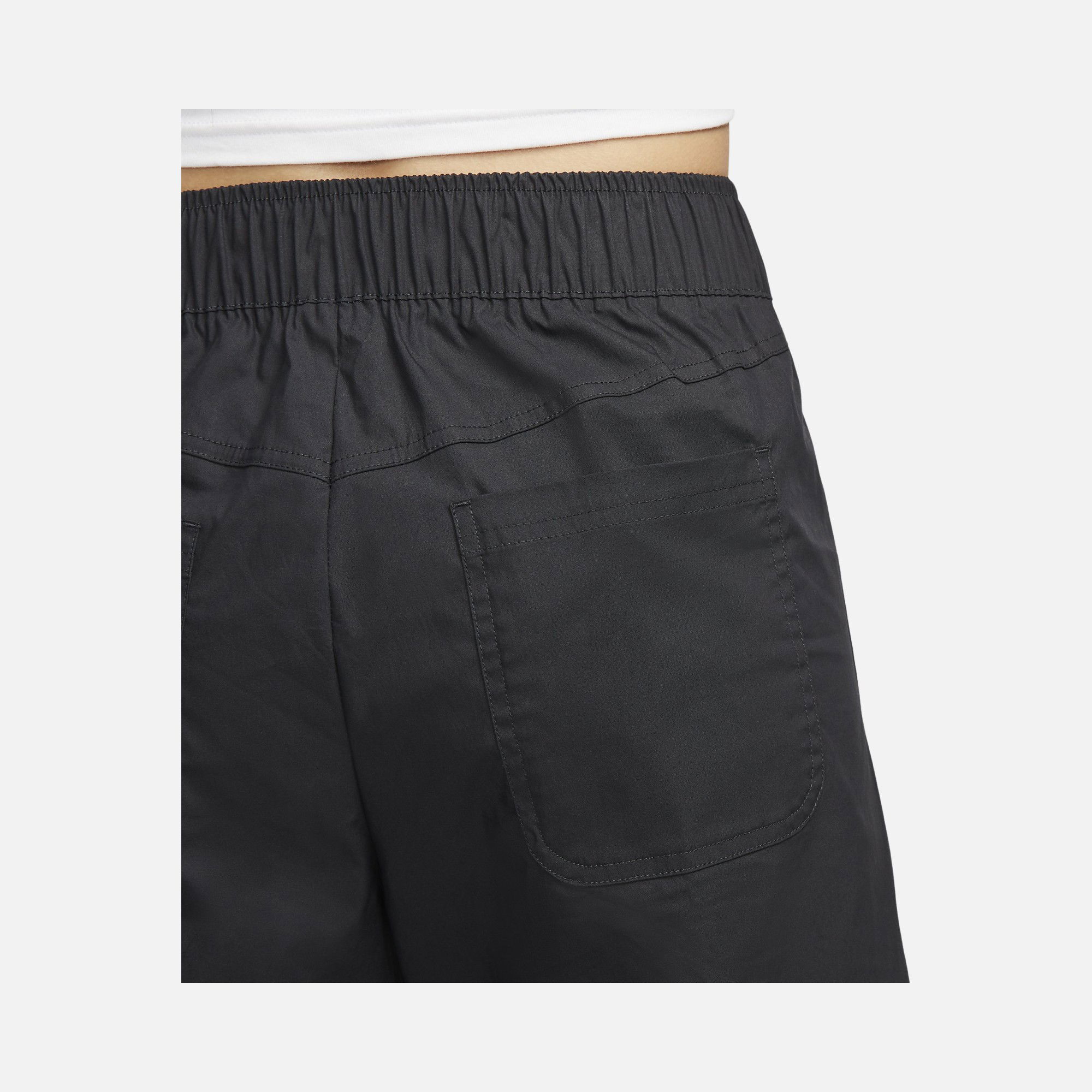 Nike Sportswear Essentials Woven High-Rise Kadın Pantolon