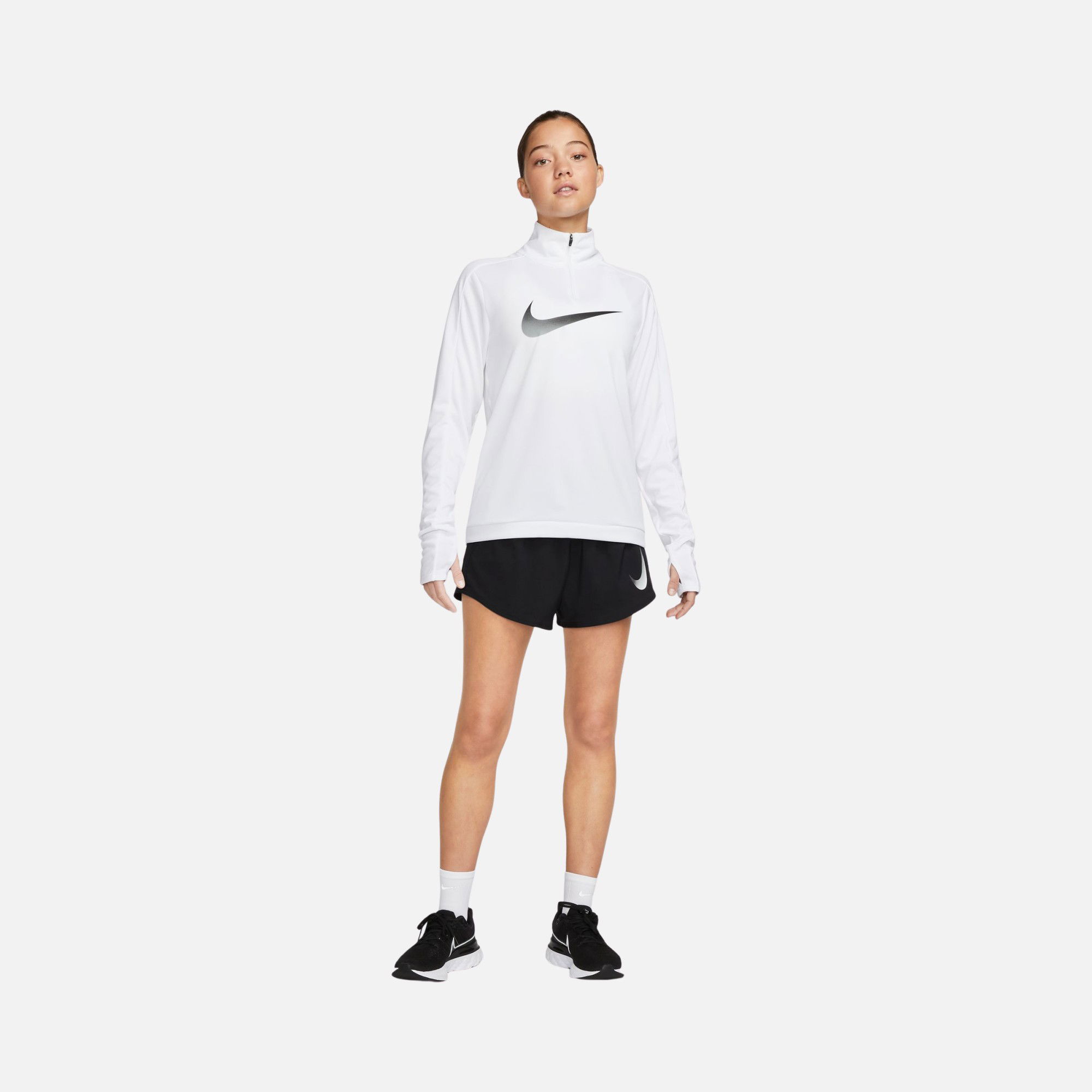 Nike Dri-FİT Swoosh Graphic Half-Zip Running Long-Sleeve Kadın Tişört