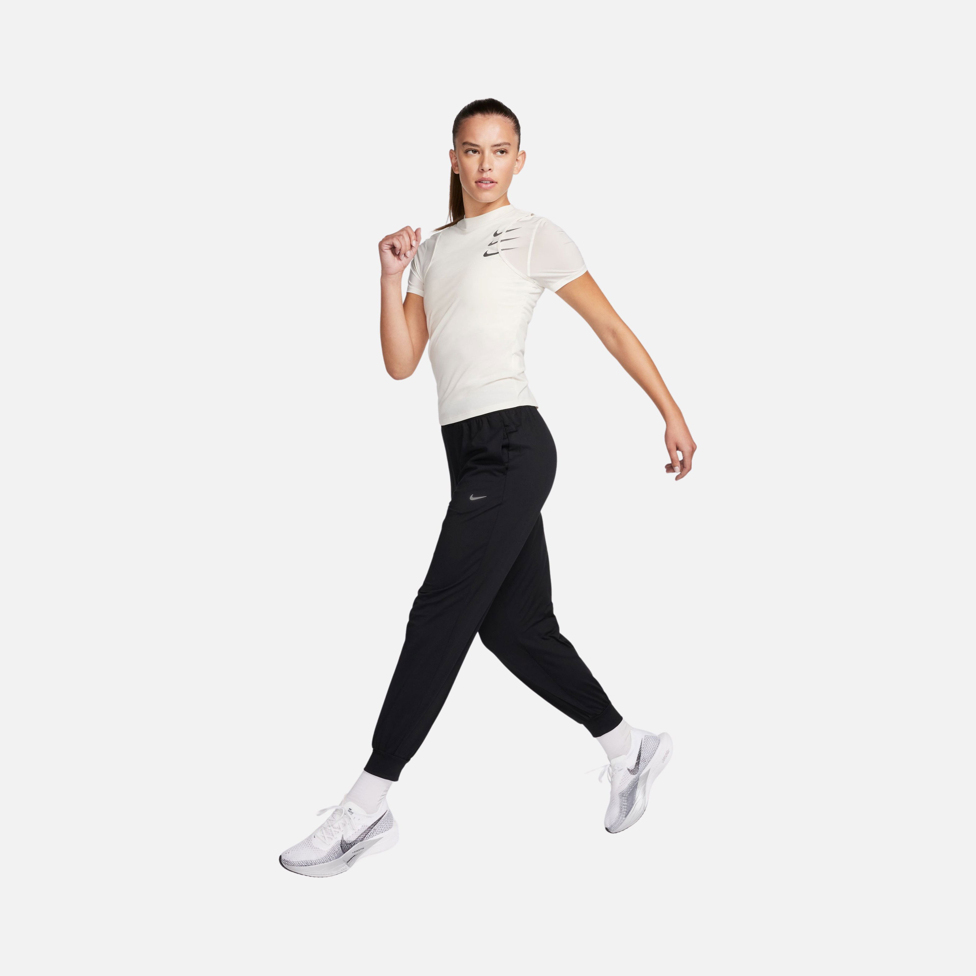 Nike Dri-Fit ADV Running Division Short-Sleeve Kadın Tişört