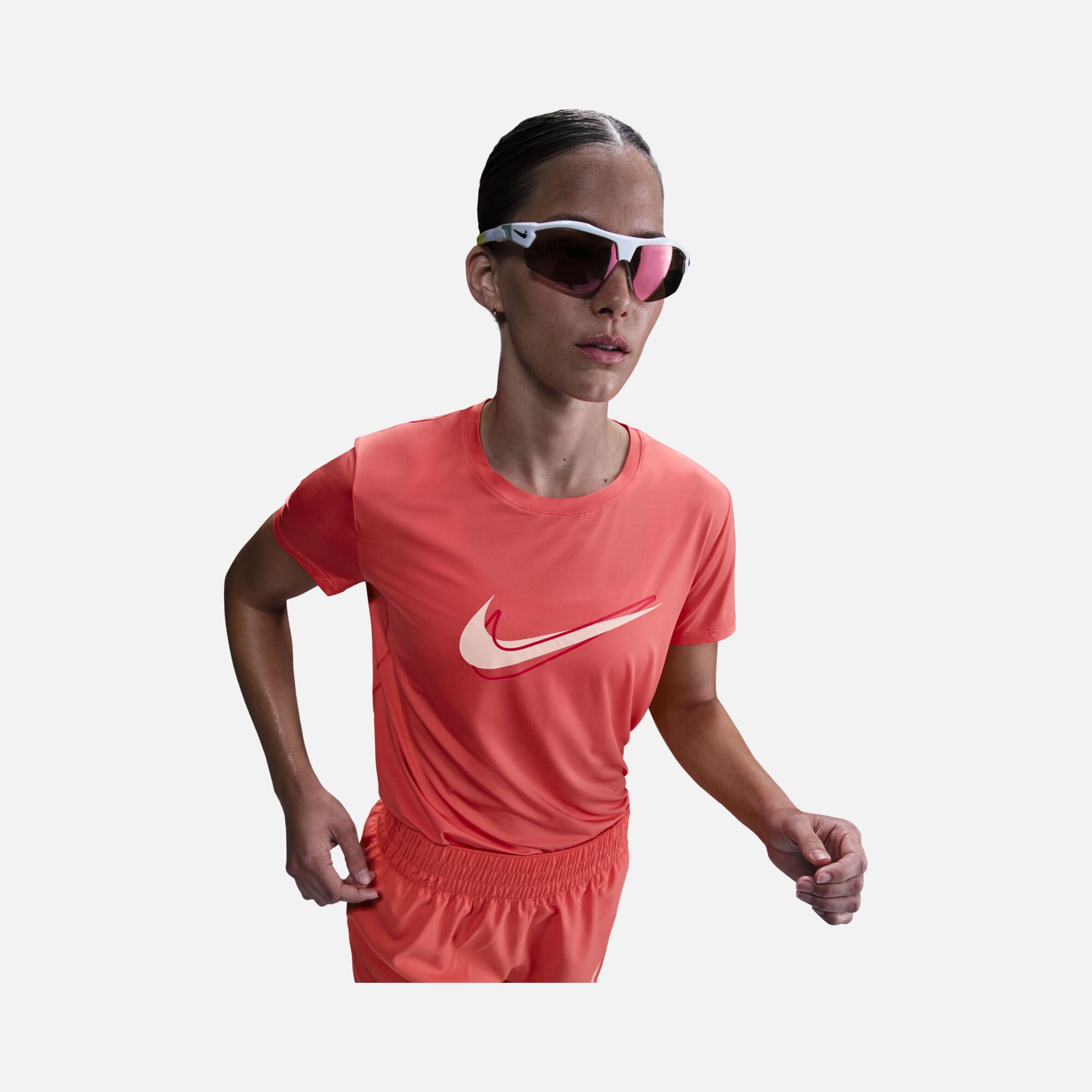 Nike One a New Swoosh Logo Dri-Fit Running Short-Sleeve Kadın Tişört