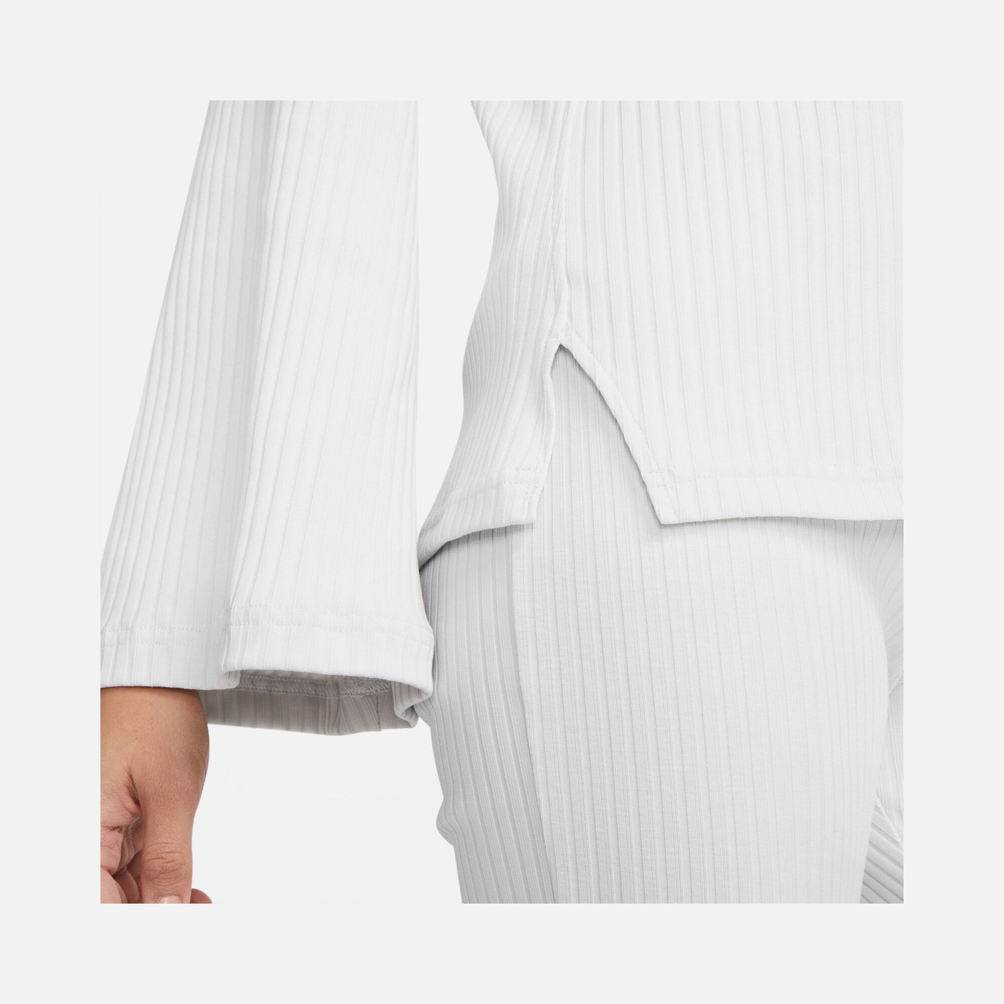 Nike Sportswear Ribbed Statement Jersey Long-Sleeve Kadın Tişört