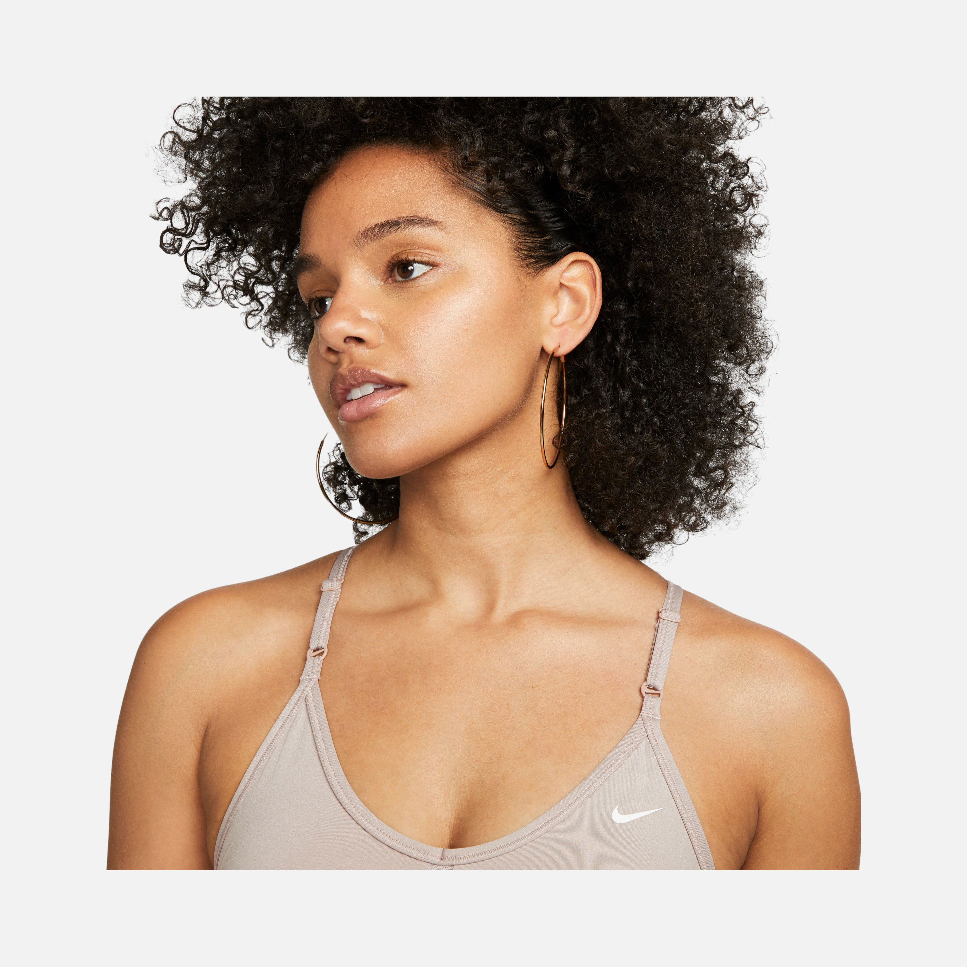 Nike Dri-Fit Indy V Neck Light-Support Sports Training Kadın Bra