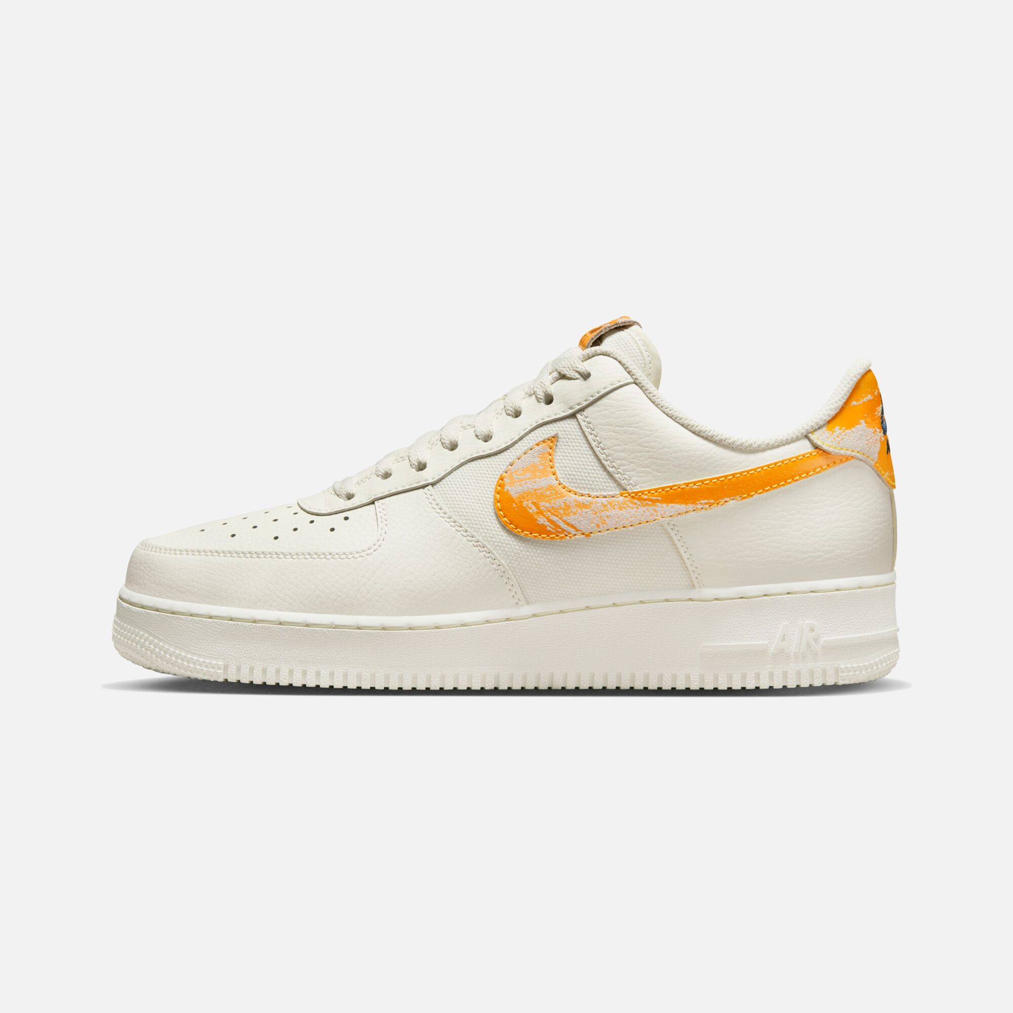 Nike Air Force 1 '07 “Wear and Tear Swoosh” Erkek Spor Ayakkabı