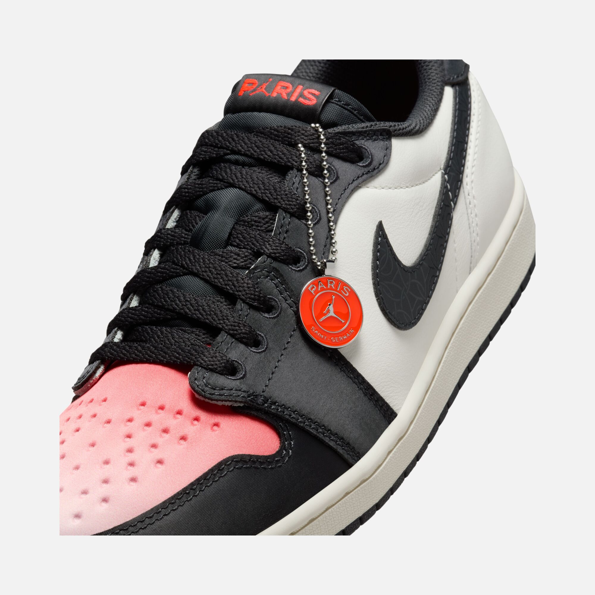 Nike Air Jordan 1 Low Paris Saint-Germain ''Sail and Off-Noir'' Erkek Spor Ayakkabı