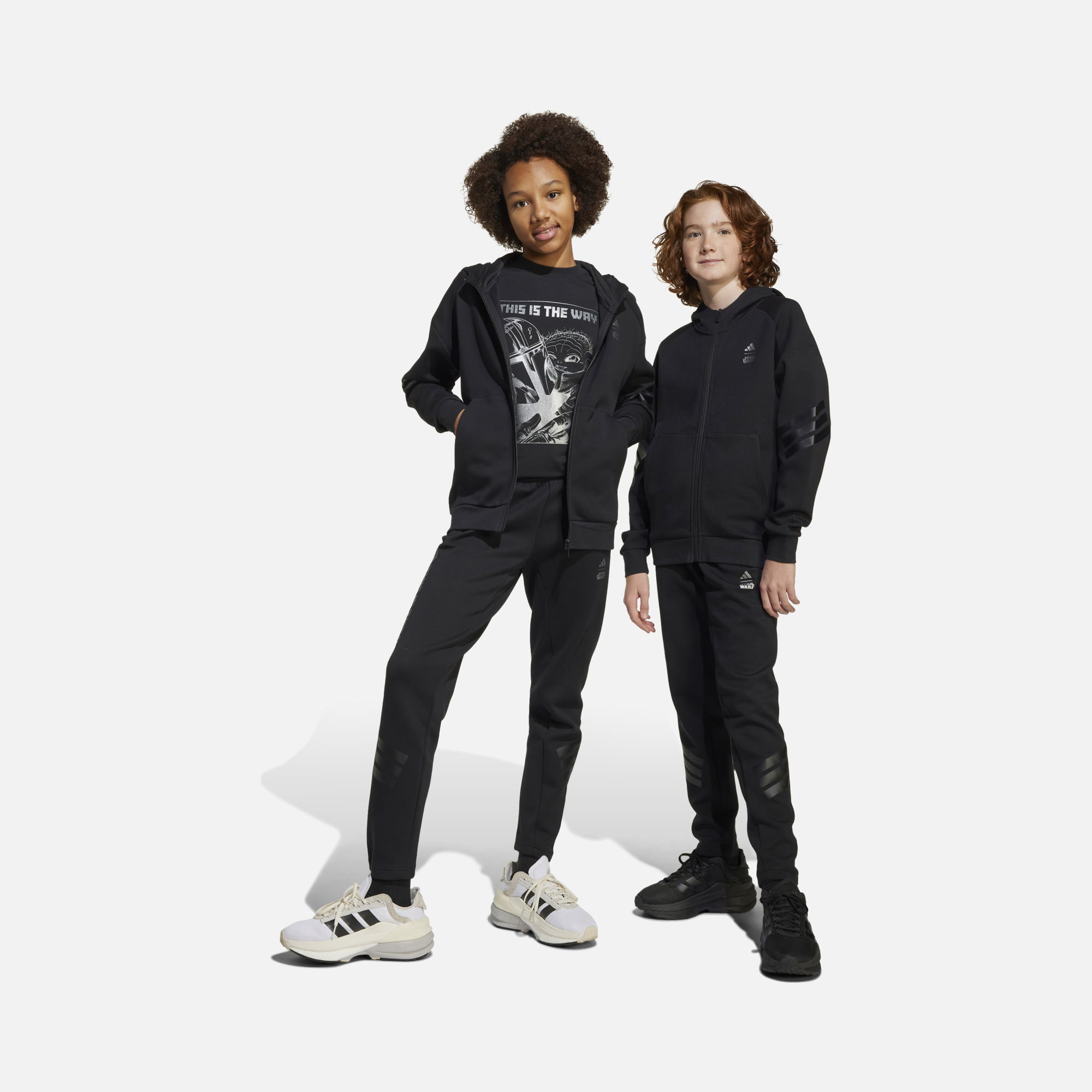 adidas X Star Wars The Mandalorian Graphic Print Regular Fit Gym & Training Çocuk Eşofman Altı