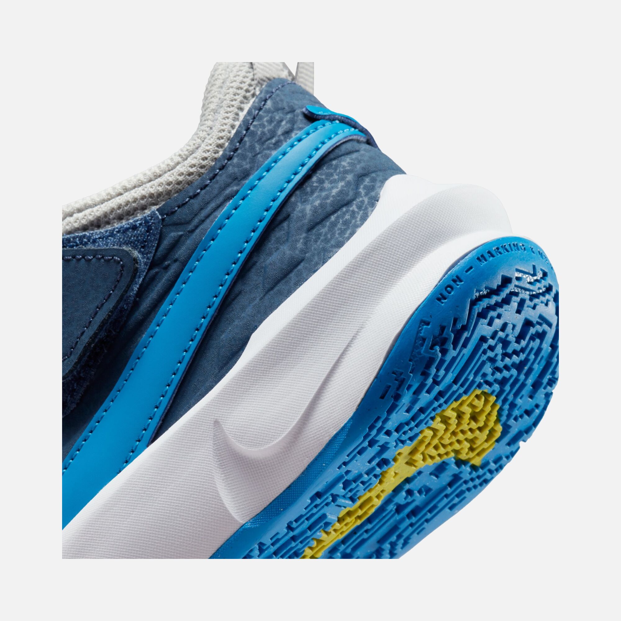 Nike Team Hustle D 10 (PS) Çocuk Basketbol Ayakkabısı